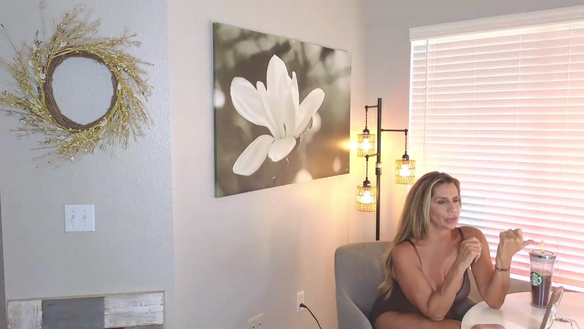 Gallery image thumbnail from Demi_Tatum's myfreecams stream on, 07/31/2026, 20:22 image 11 of 20