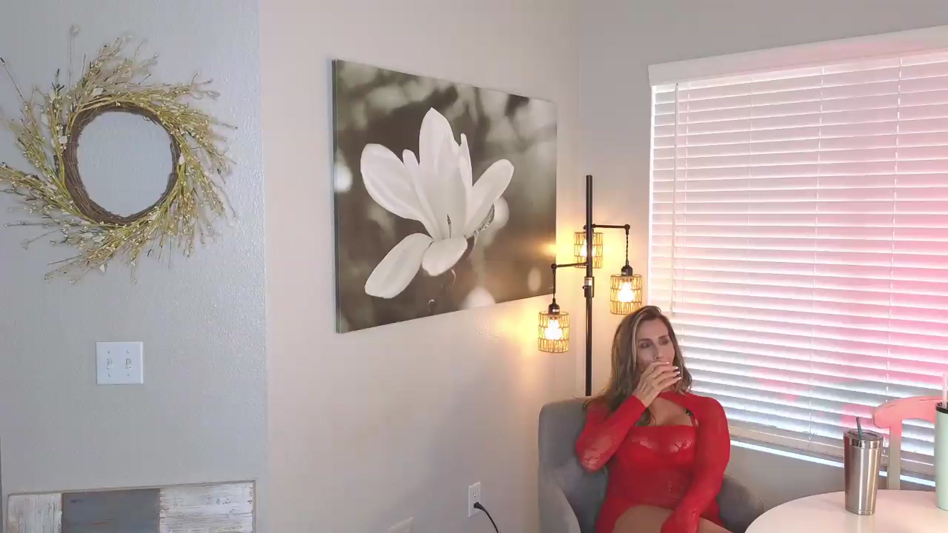 Gallery image thumbnail from Demi_Tatum's myfreecams stream on, 08/21/2026, 20:55 image 10 of 20