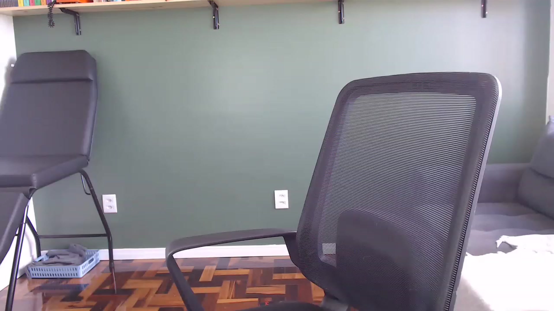 Gallery image thumbnail from Demmetria's myfreecams stream on, 01/05/2023, 18:11 image 3 of 20