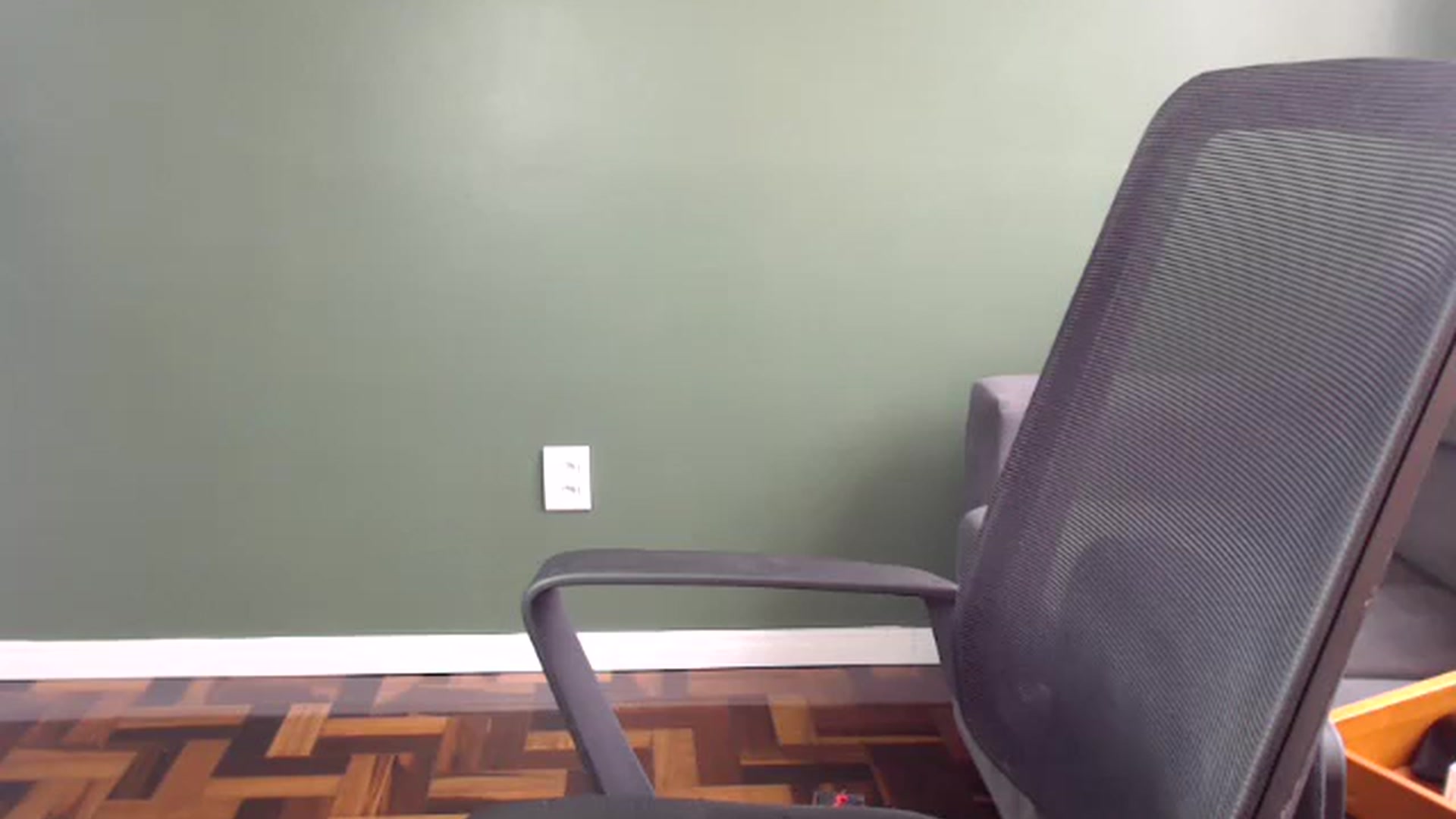 Gallery image thumbnail from Demmetria's myfreecams stream on, 01/18/2023, 20:21 image 18 of 20