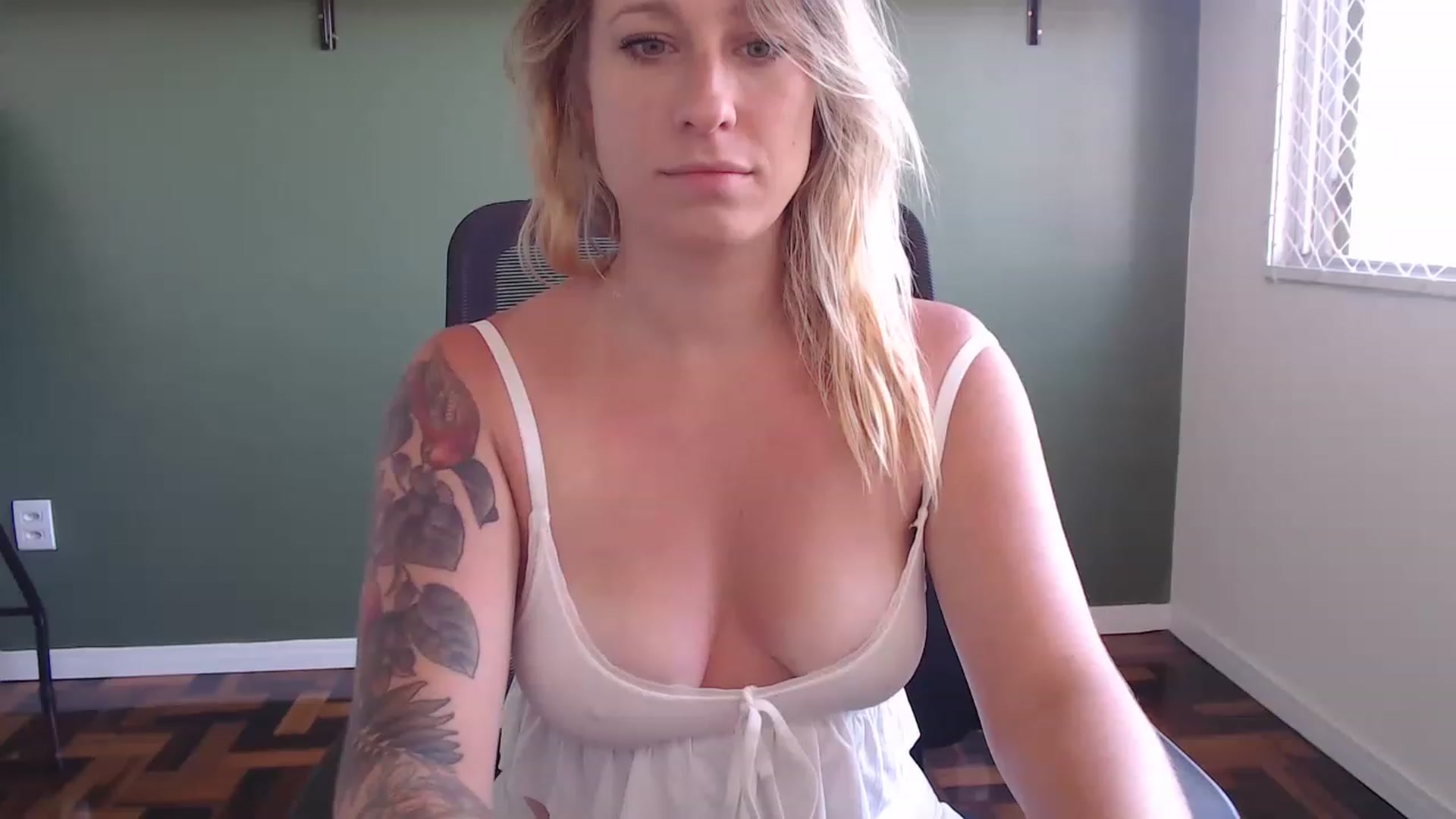 Gallery image thumbnail from Demmetria's myfreecams stream on, 02/01/2023, 18:18 image 9 of 20