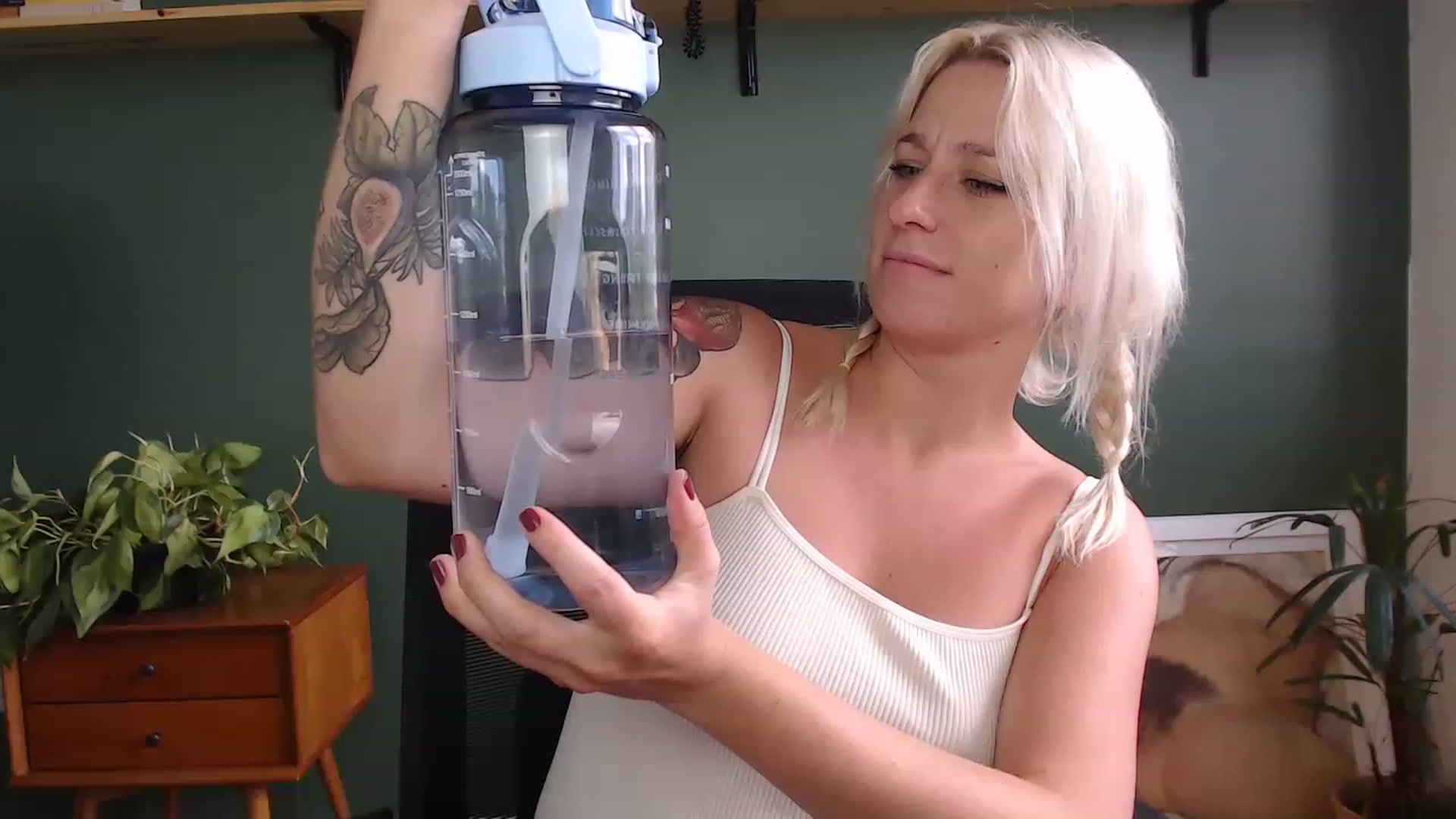 Gallery image thumbnail from Demmetria's myfreecams stream on, 03/14/2023, 18:28 image 20 of 20