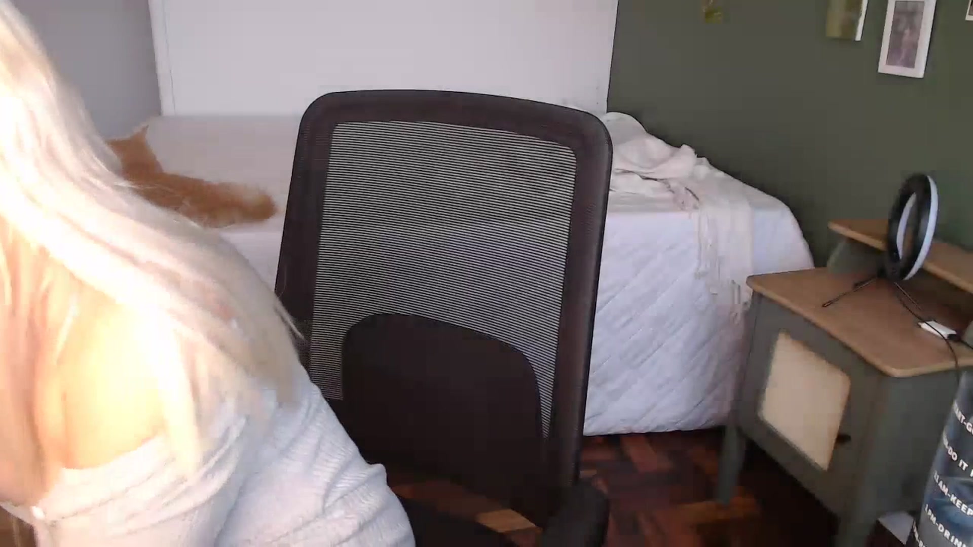 Gallery image thumbnail from Demmetria's myfreecams stream on, 07/10/2023, 20:27 image 18 of 20