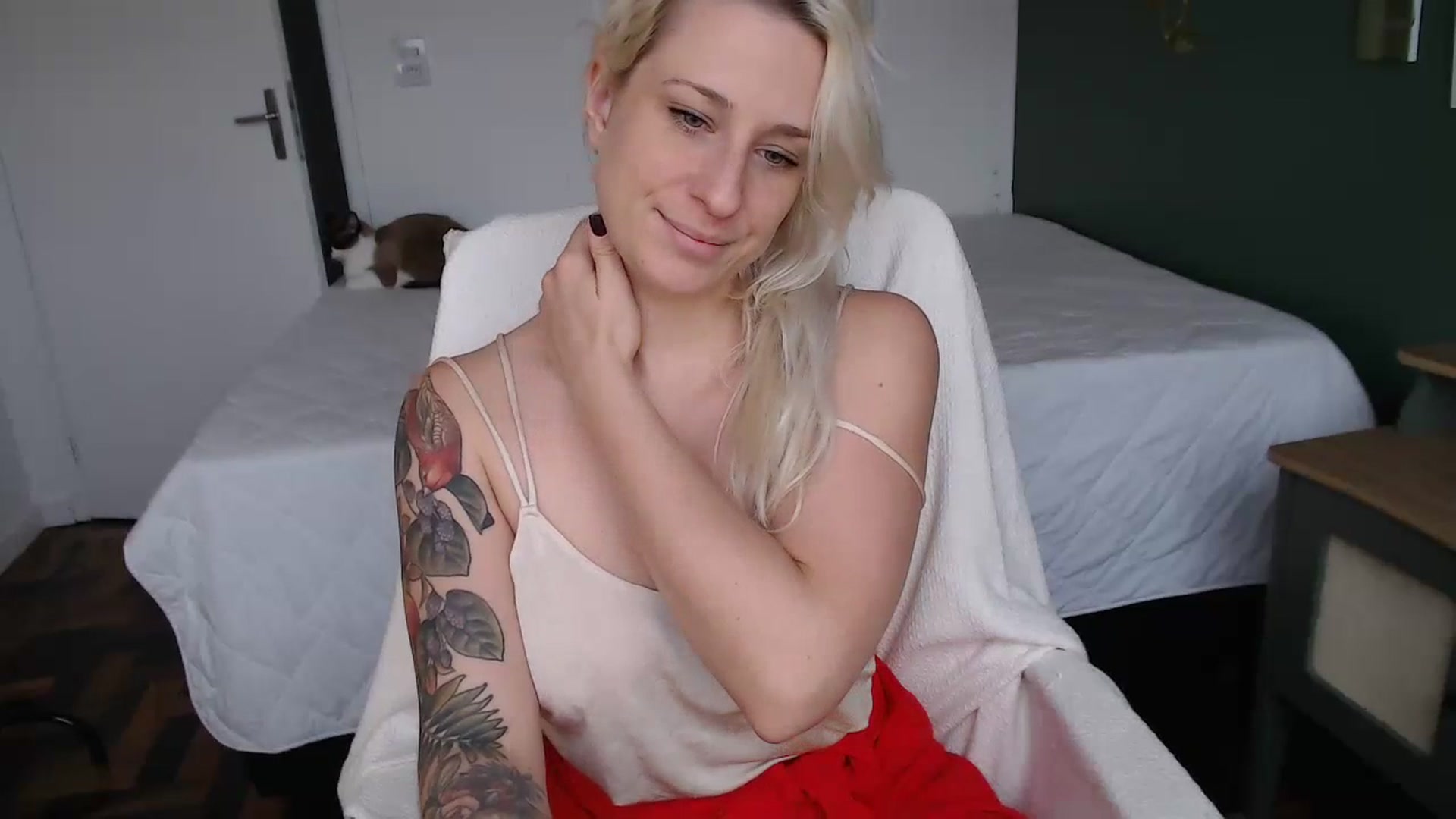 Gallery image thumbnail from Demmetria's myfreecams stream on, 07/12/2023, 17:56 image 3 of 20