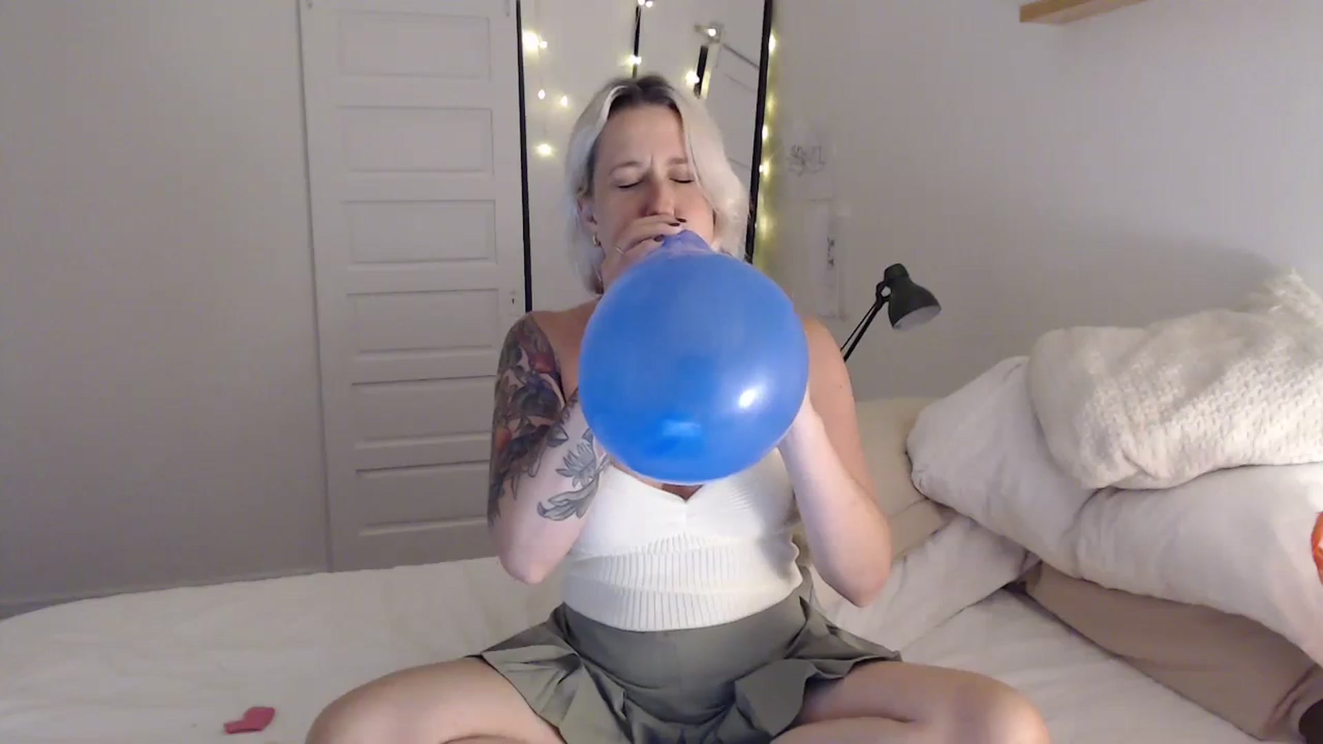 Gallery image thumbnail from Demmetria's myfreecams stream on, 08/22/2023, 21:47 image 2 of 20