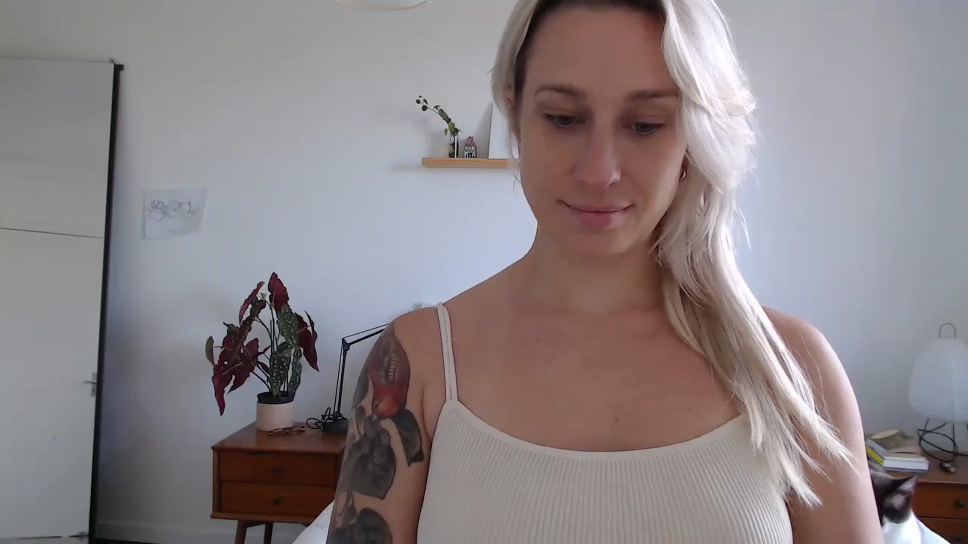 Gallery image thumbnail from Demmetria's myfreecams stream on, 09/05/2023, 18:53 image 15 of 20