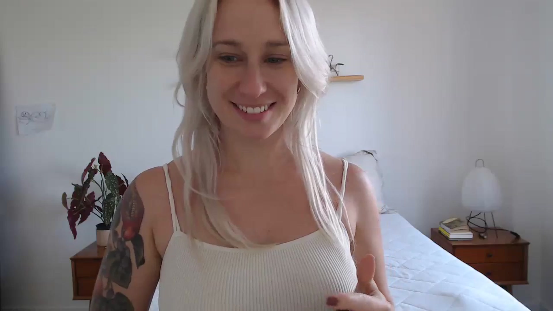 Gallery image thumbnail from Demmetria's myfreecams stream on, 09/05/2023, 18:53 image 4 of 20