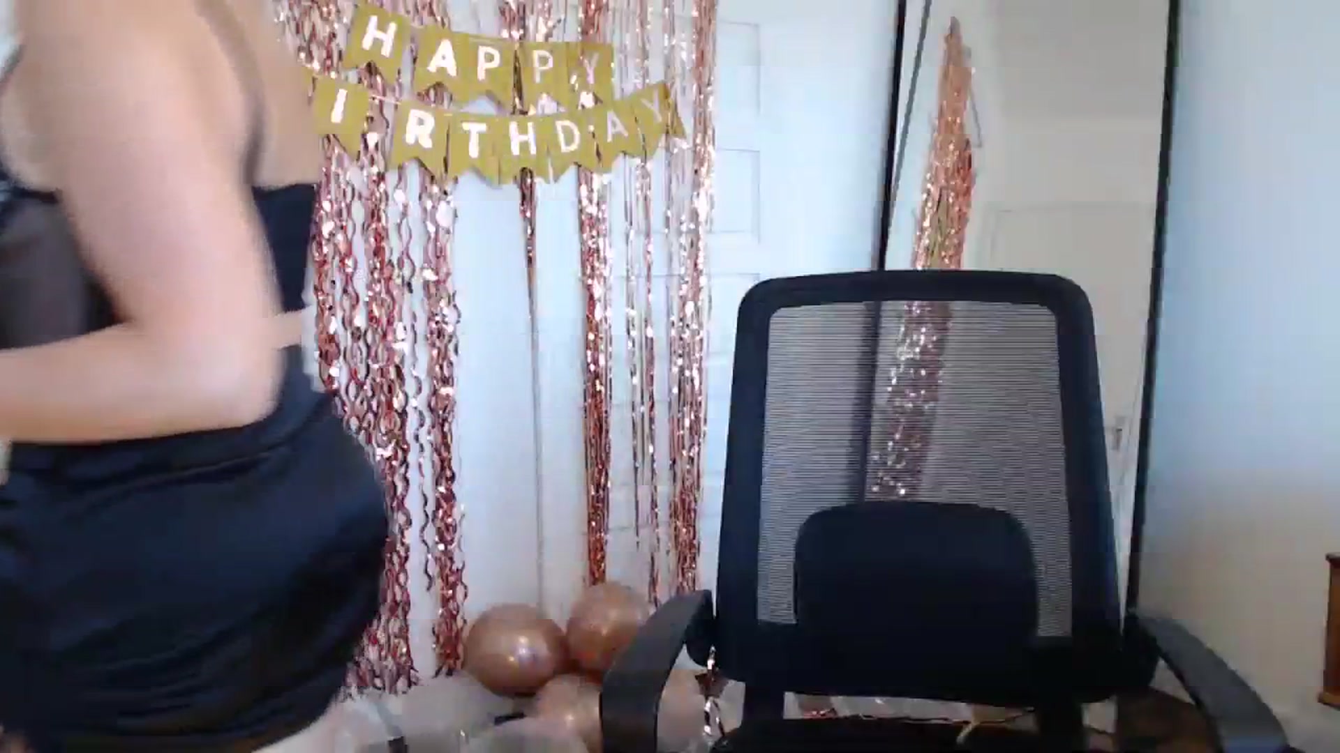 Gallery image thumbnail from Demmetria's myfreecams stream on, 11/16/2023, 19:55 image 18 of 20