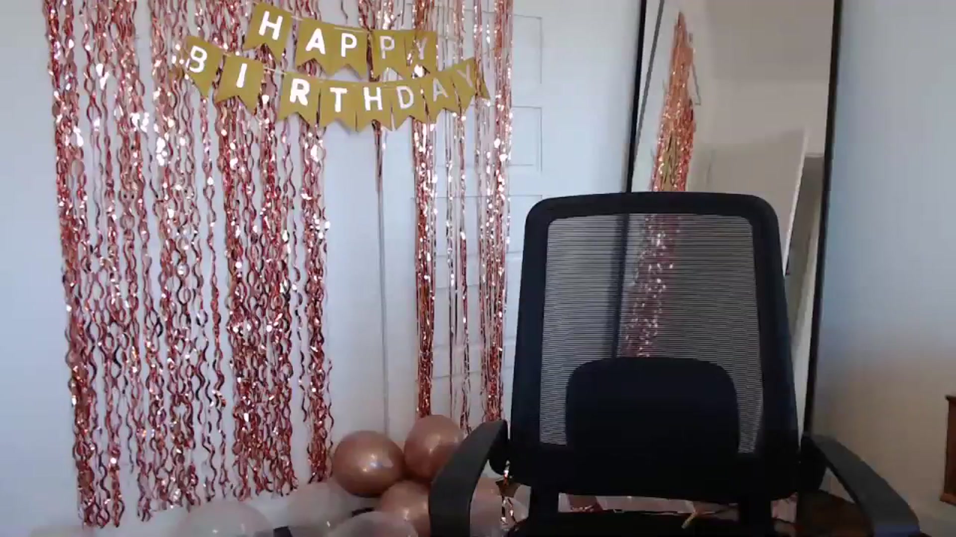 Gallery image thumbnail from Demmetria's myfreecams stream on, 11/16/2023, 19:55 image 19 of 20