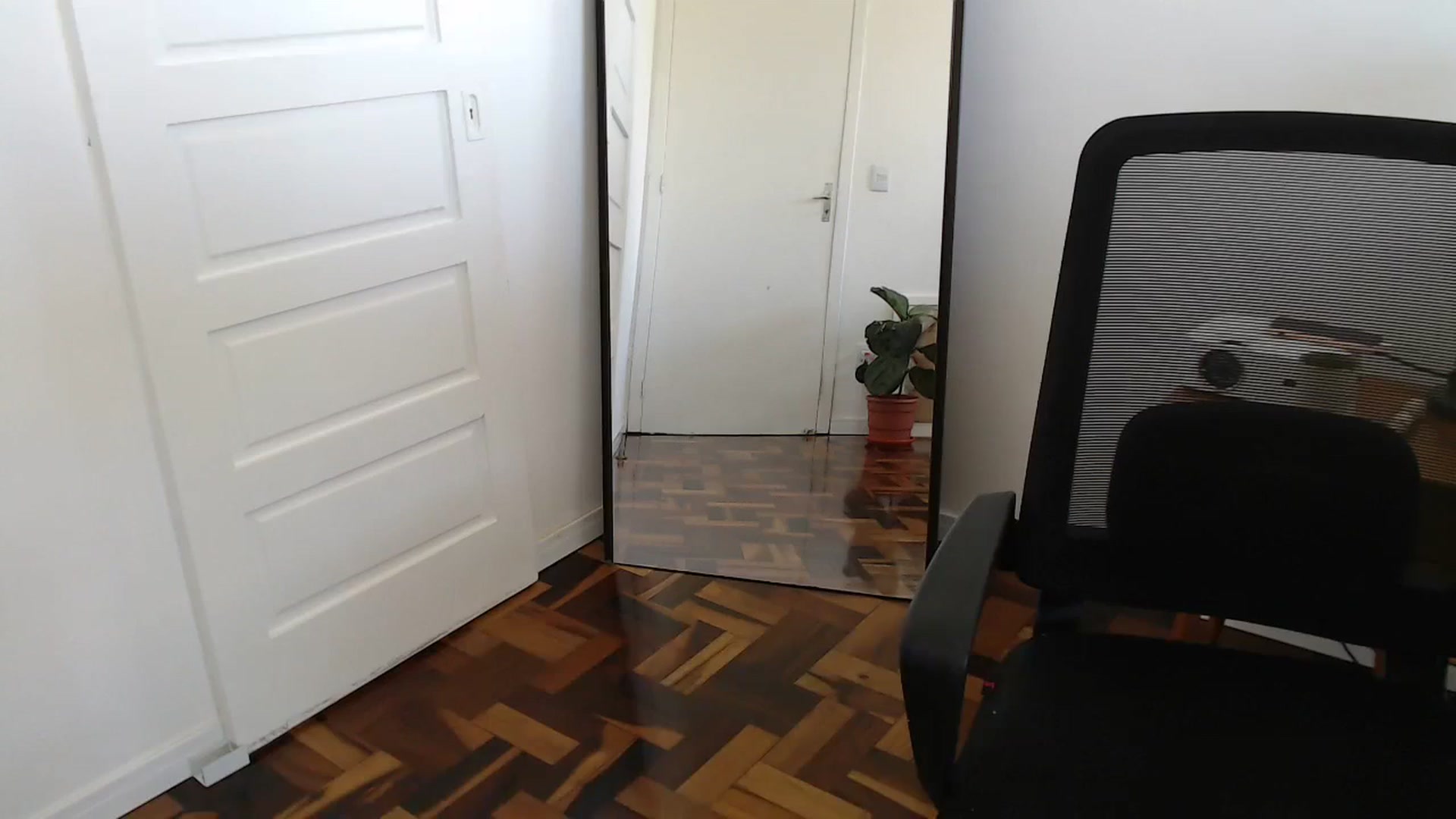 Gallery image thumbnail from Demmetria's myfreecams stream on, 12/26/2023, 17:53 image 15 of 20