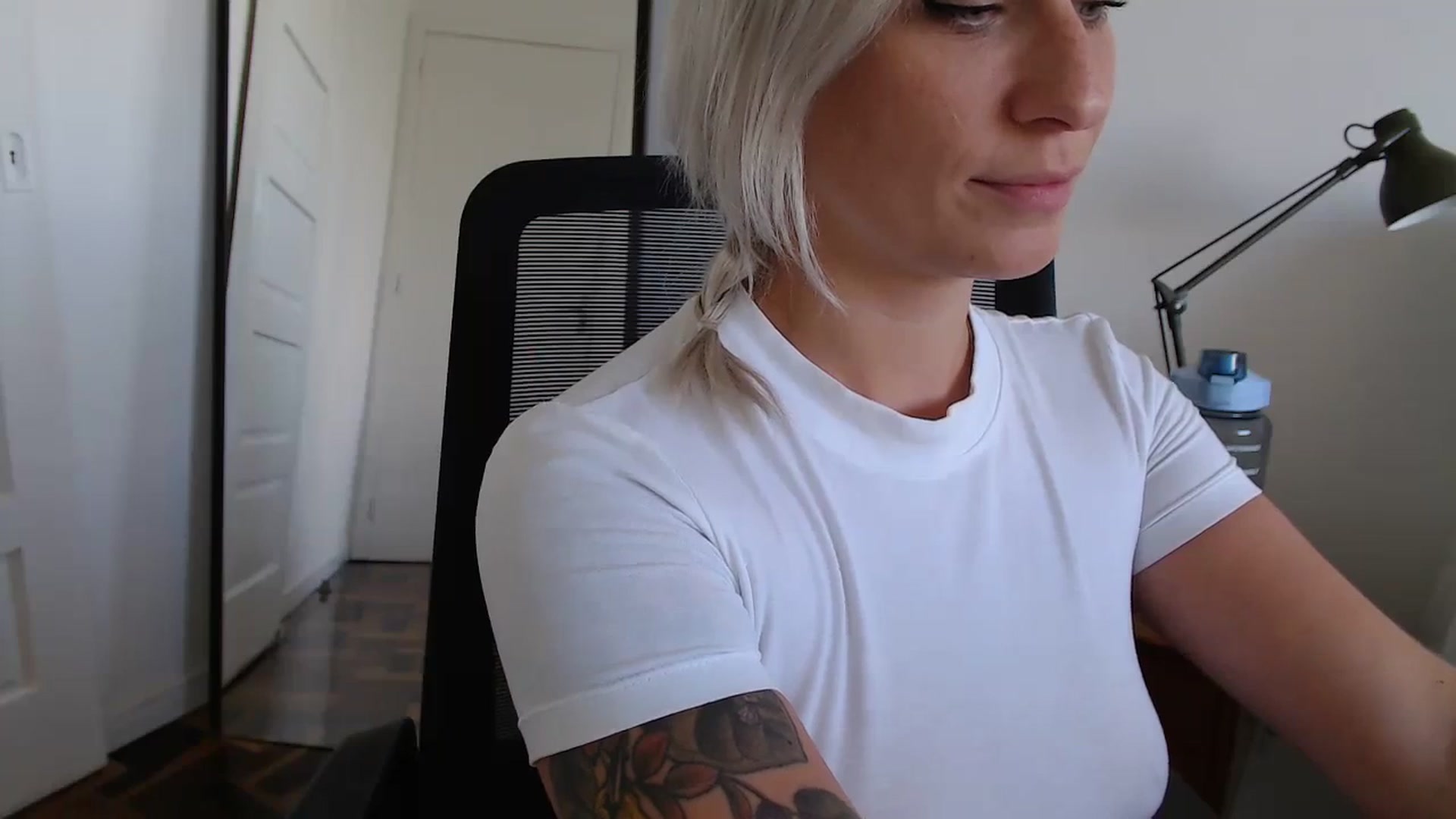 Gallery image thumbnail from Demmetria's myfreecams stream on, 01/04/2024, 19:23 image 9 of 20