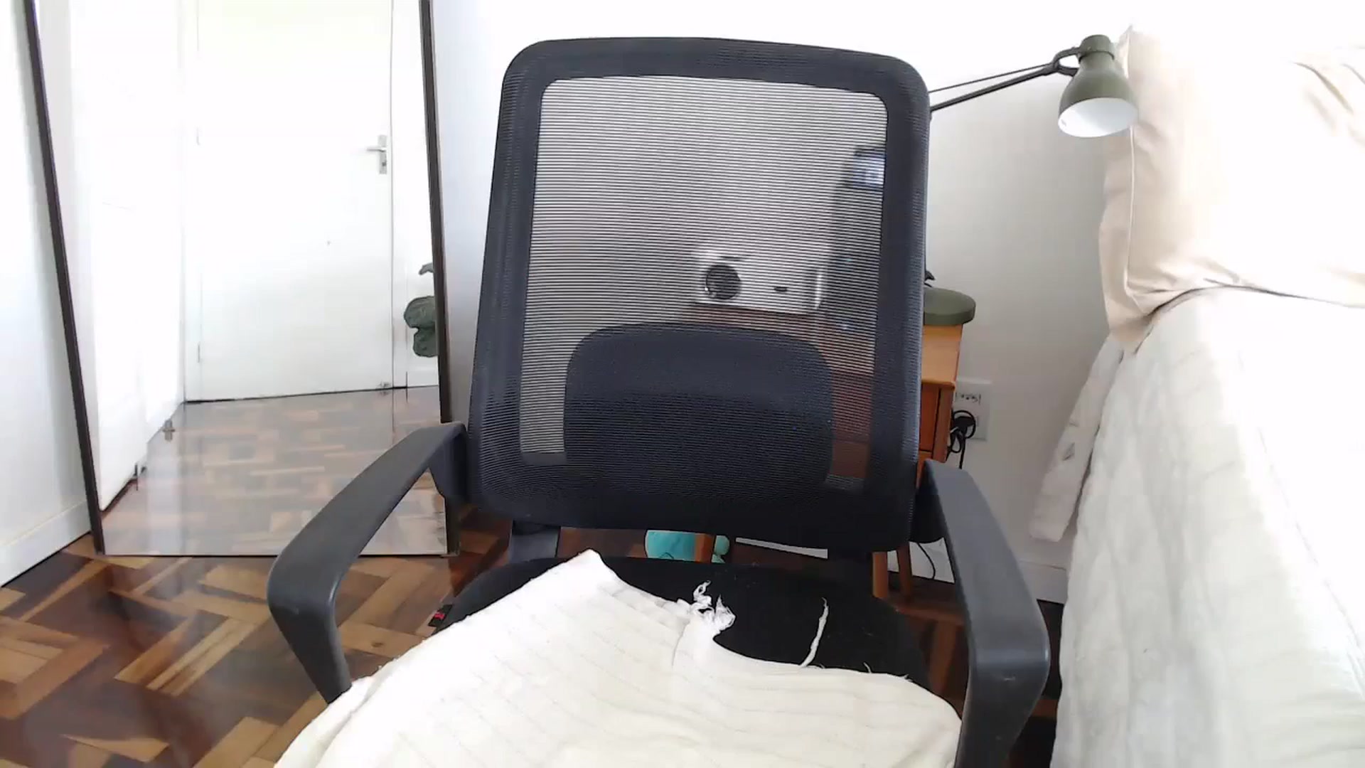 Gallery image thumbnail from Demmetria's myfreecams stream on, 01/26/2024, 17:17 image 1 of 20