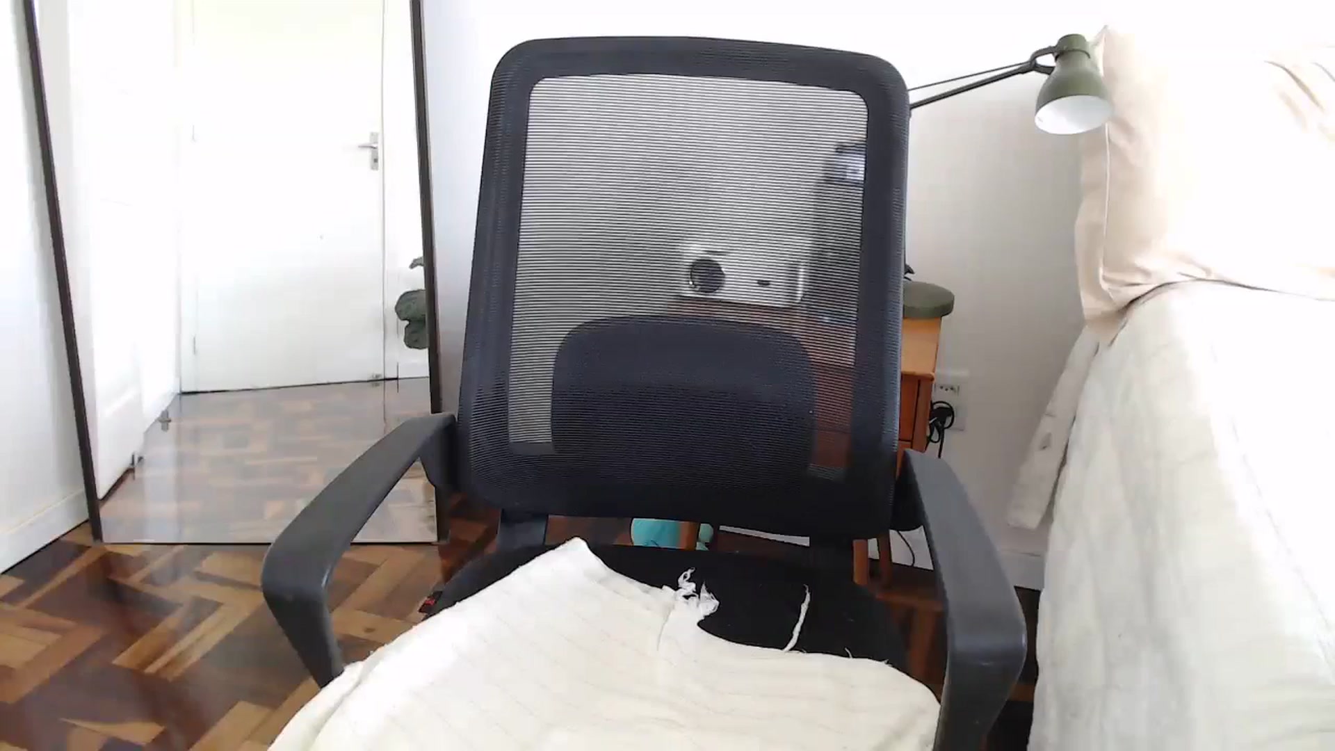 Gallery image thumbnail from Demmetria's myfreecams stream on, 01/26/2024, 17:17 image 3 of 20