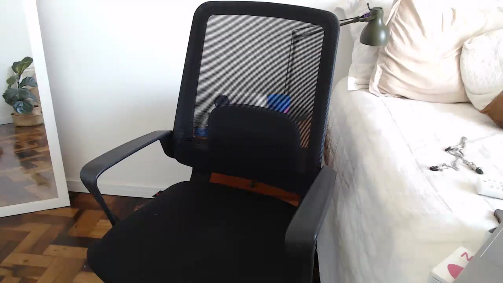 Gallery image thumbnail from Demmetria's myfreecams stream on, 03/07/2024, 21:08 image 16 of 20