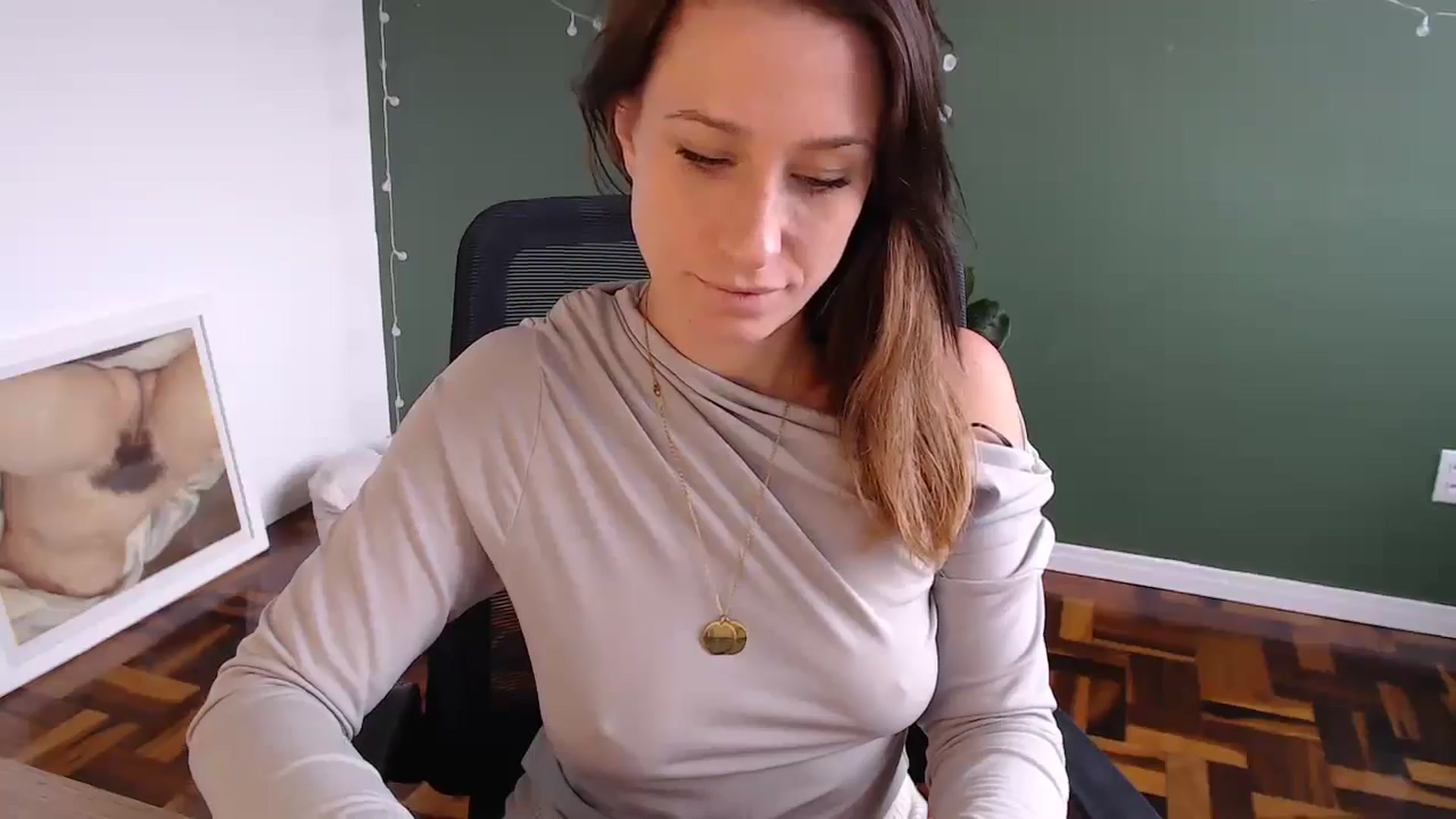 Gallery image thumbnail from Demmetria's myfreecams stream on, 05/03/2024, 15:28 image 20 of 20