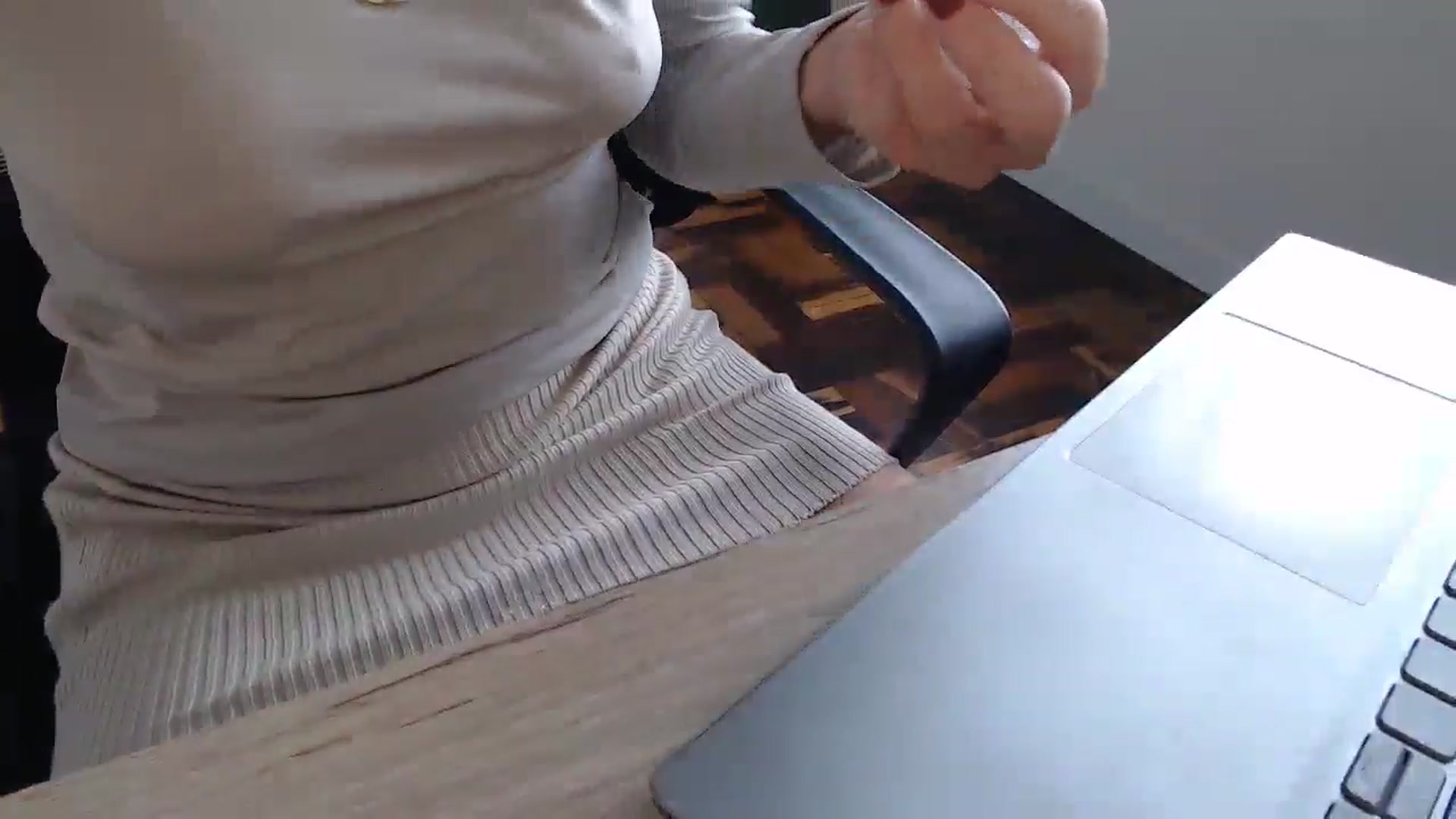 Gallery image thumbnail from Demmetria's myfreecams stream on, 05/03/2024, 16:37 image 19 of 20
