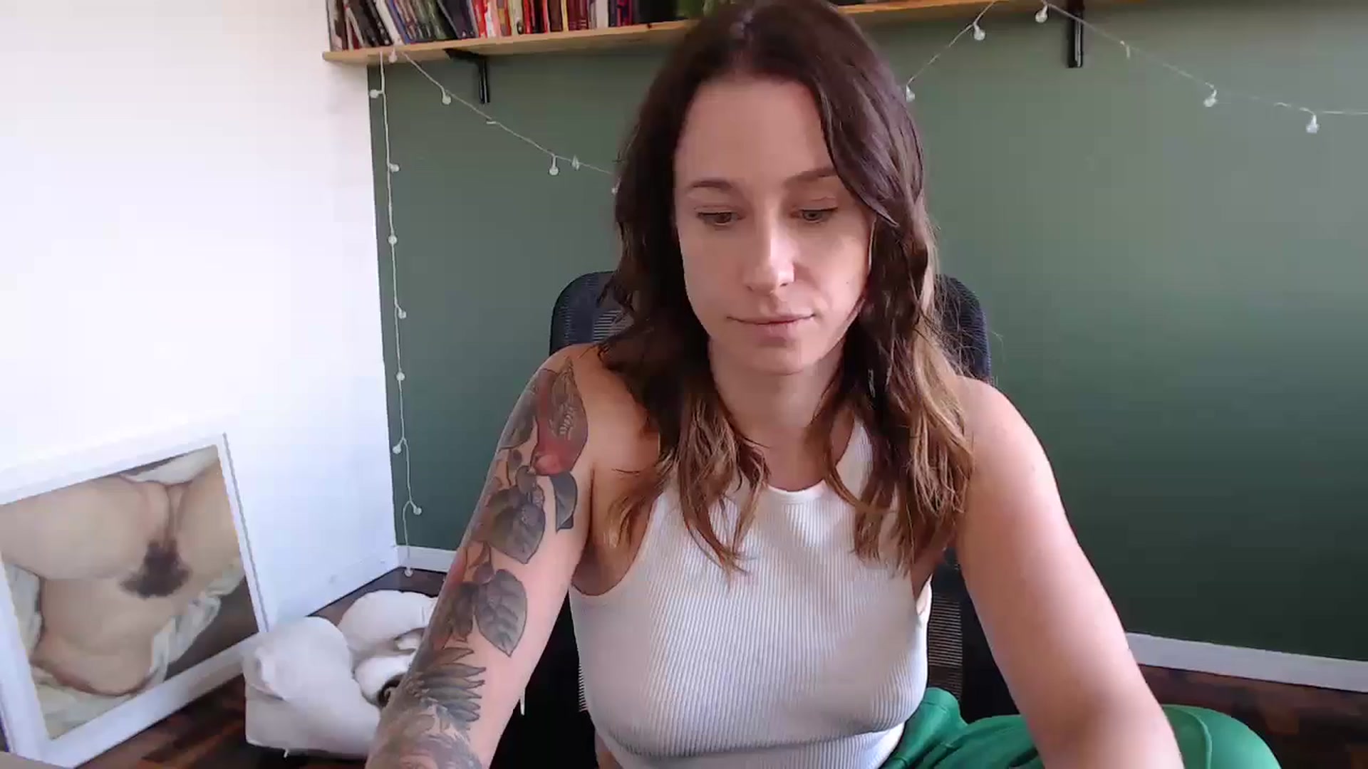 Gallery image thumbnail from Demmetria's myfreecams stream on, 05/22/2024, 19:26 image 12 of 20