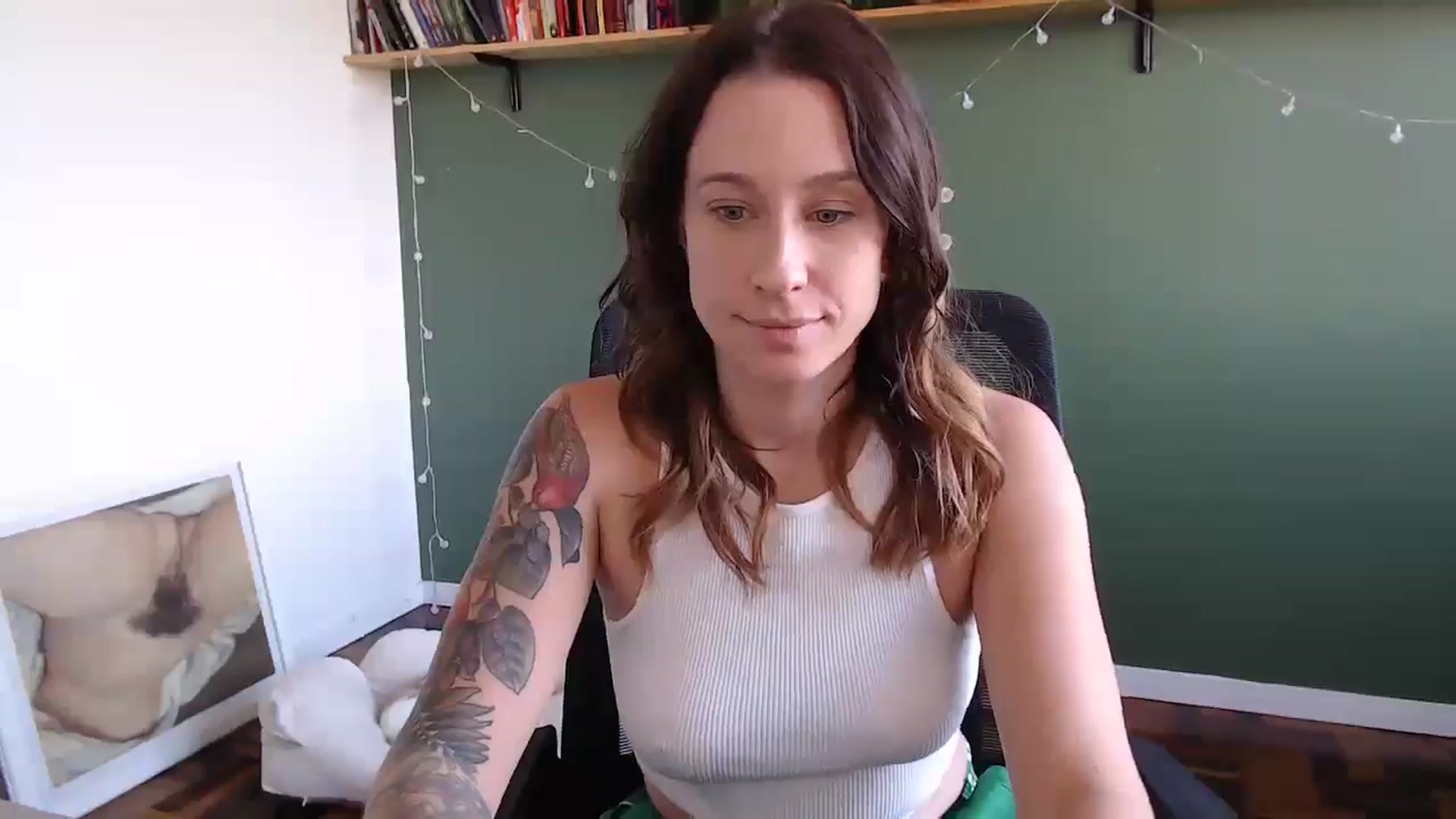 Gallery image thumbnail from Demmetria's myfreecams stream on, 05/22/2024, 19:26 image 10 of 20