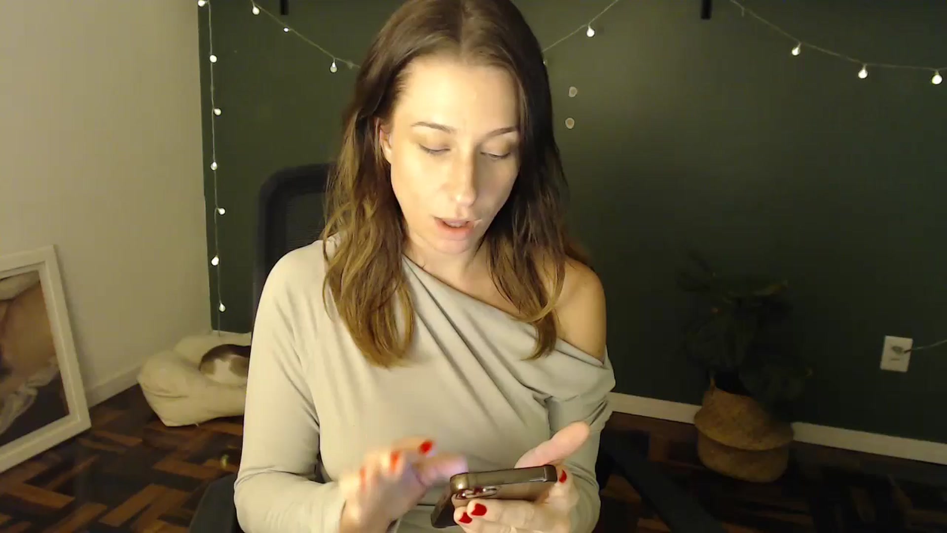 Gallery image thumbnail from Demmetria's myfreecams stream on, 05/29/2024, 18:19 image 13 of 20