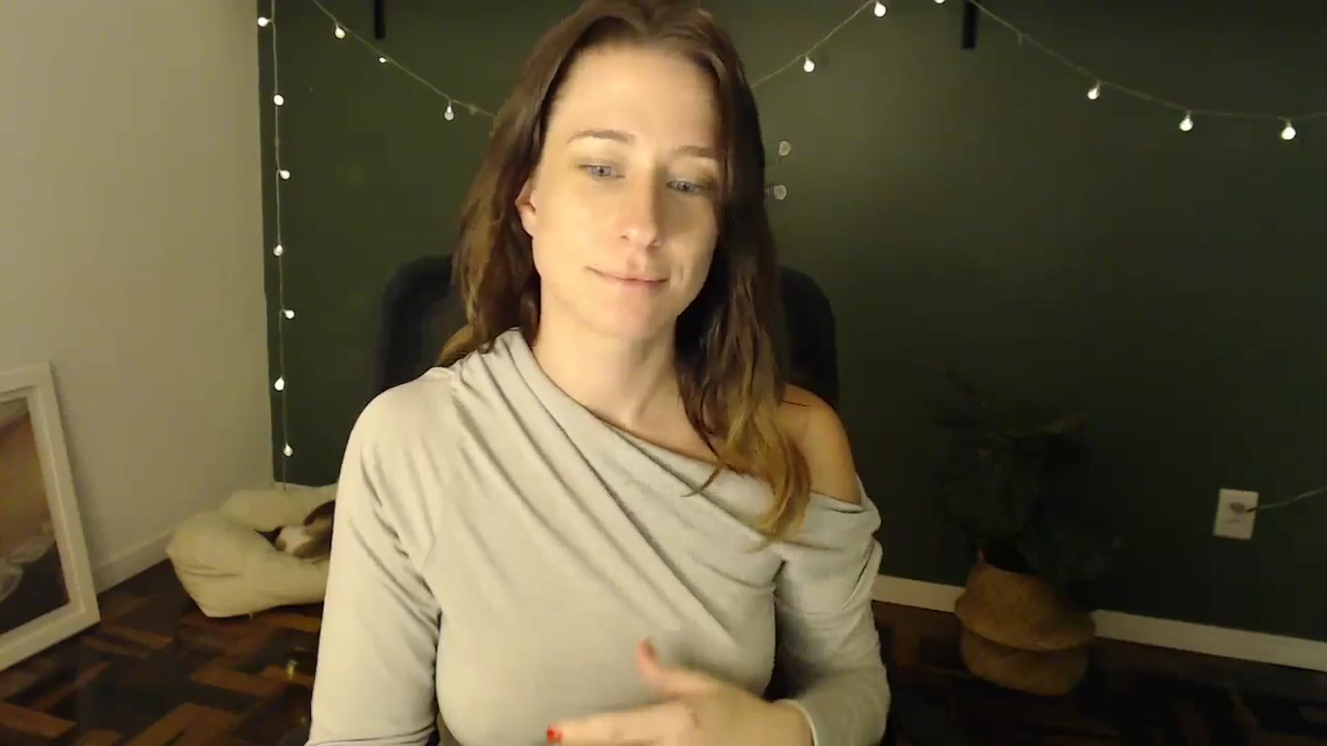 Gallery image thumbnail from Demmetria's myfreecams stream on, 05/29/2024, 19:00 image 17 of 20