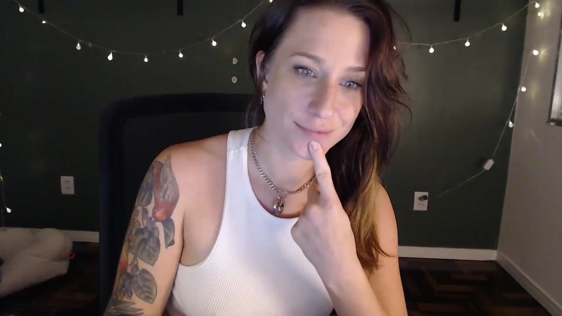 Gallery image thumbnail from Demmetria's myfreecams stream on, 06/03/2024, 21:36 image 7 of 20