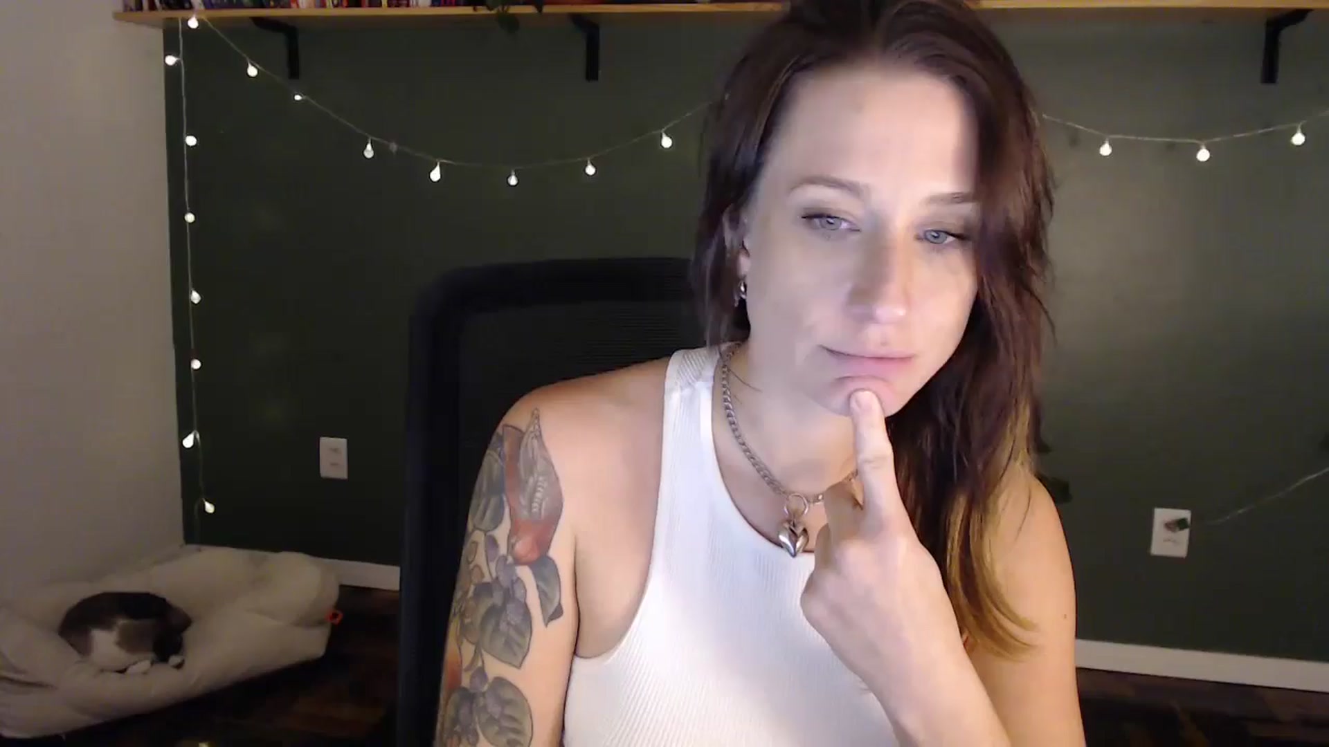 Gallery image thumbnail from Demmetria's myfreecams stream on, 06/03/2024, 21:36 image 9 of 20