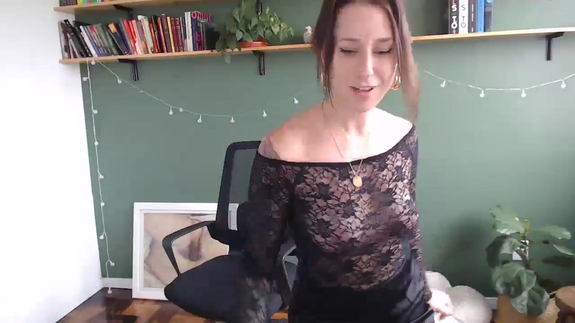 Gallery image thumbnail from Demmetria's myfreecams stream on, 06/06/2024, 18:43 image 13 of 20