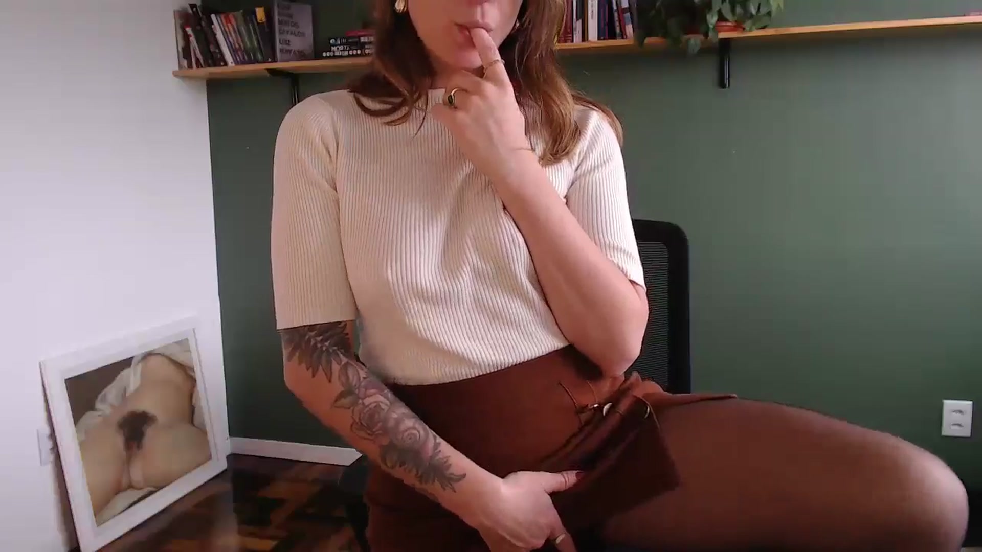 Gallery image thumbnail from Demmetria's myfreecams stream on, 06/24/2024, 17:11 image 19 of 20