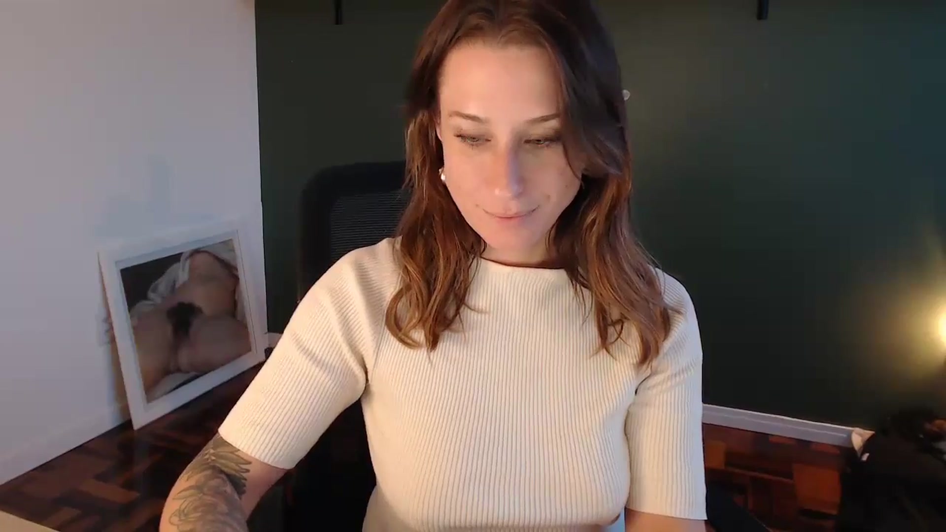 Gallery image thumbnail from Demmetria's myfreecams stream on, 06/24/2024, 21:04 image 14 of 20