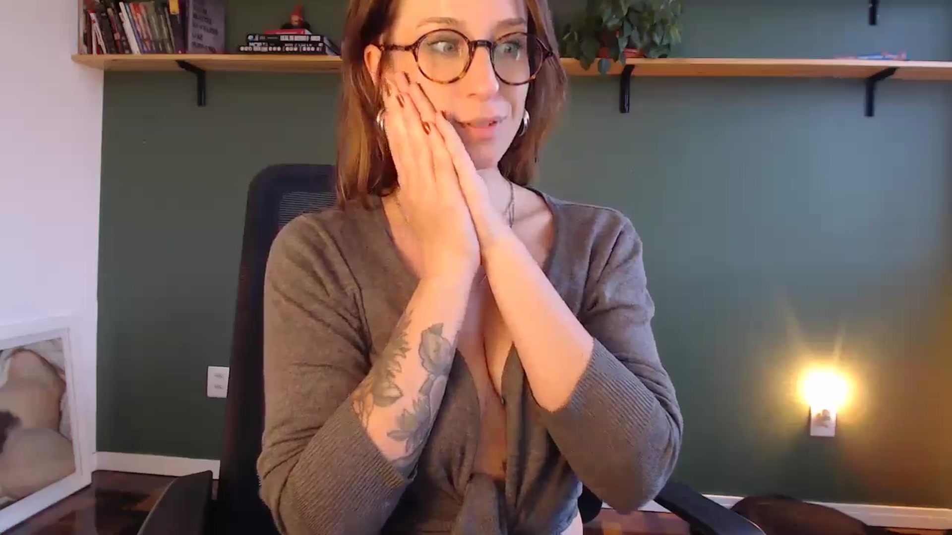Gallery image thumbnail from Demmetria's myfreecams stream on, 06/26/2024, 20:08 image 7 of 20