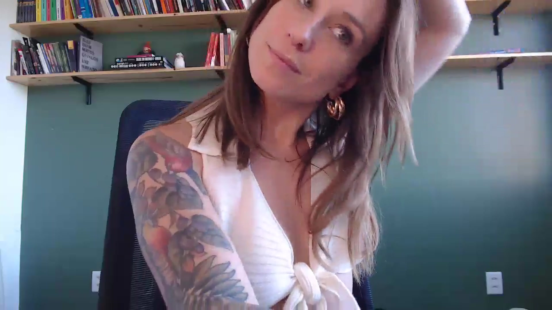 Gallery image thumbnail from Demmetria's myfreecams stream on, 06/27/2024, 18:01 image 17 of 20