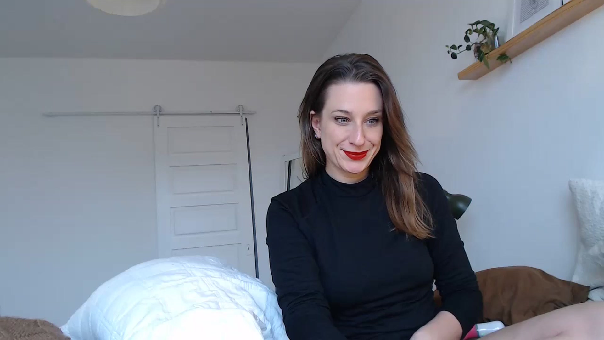Gallery image thumbnail from Demmetria's myfreecams stream on, 07/10/2024, 18:34 image 19 of 20