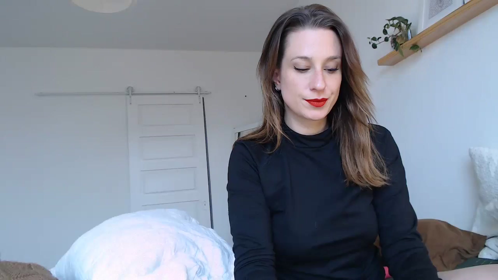Gallery image thumbnail from Demmetria's myfreecams stream on, 07/10/2024, 18:34 image 18 of 20