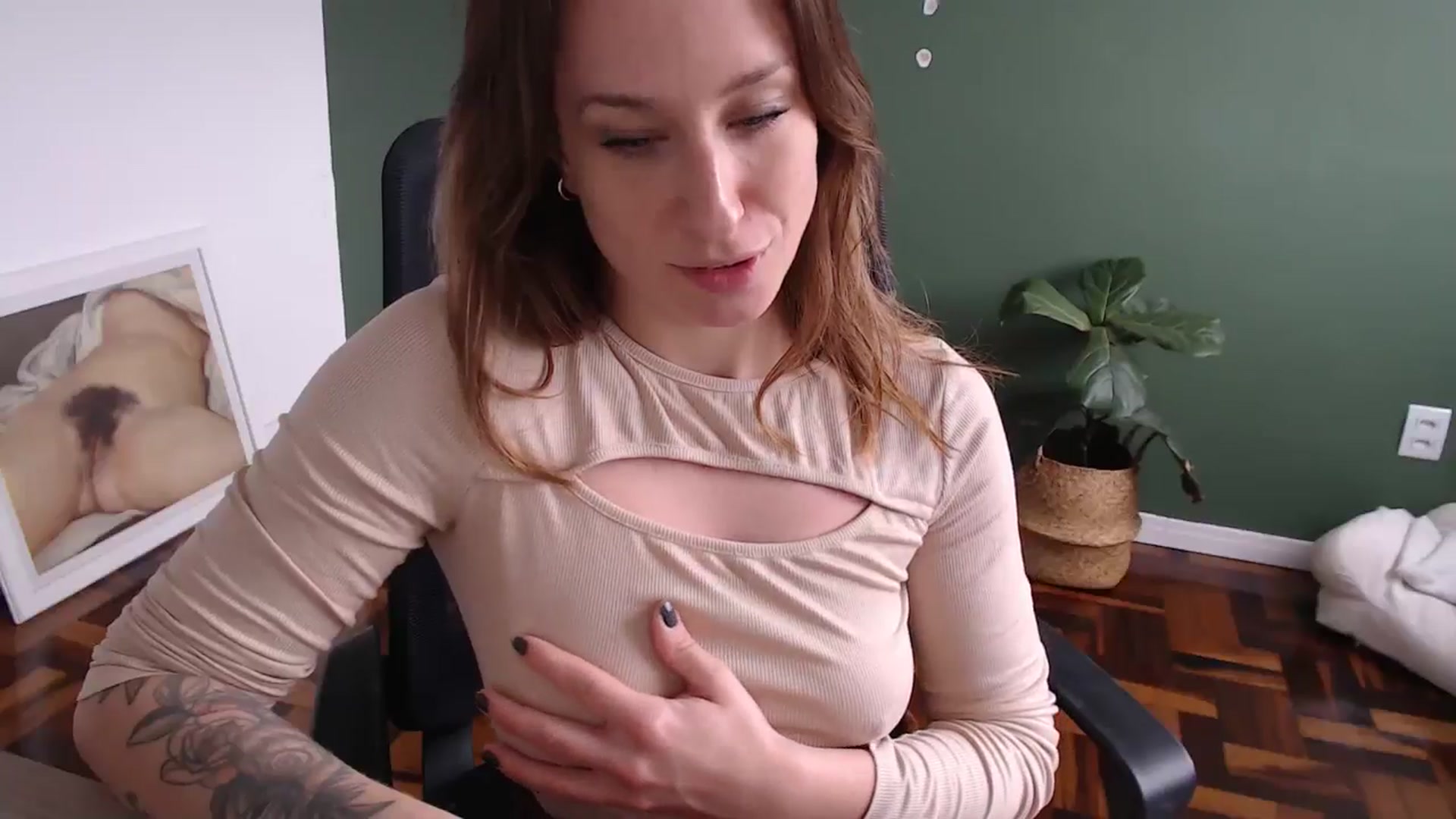 Gallery image thumbnail from Demmetria's myfreecams stream on, 07/29/2024, 14:37 image 2 of 20