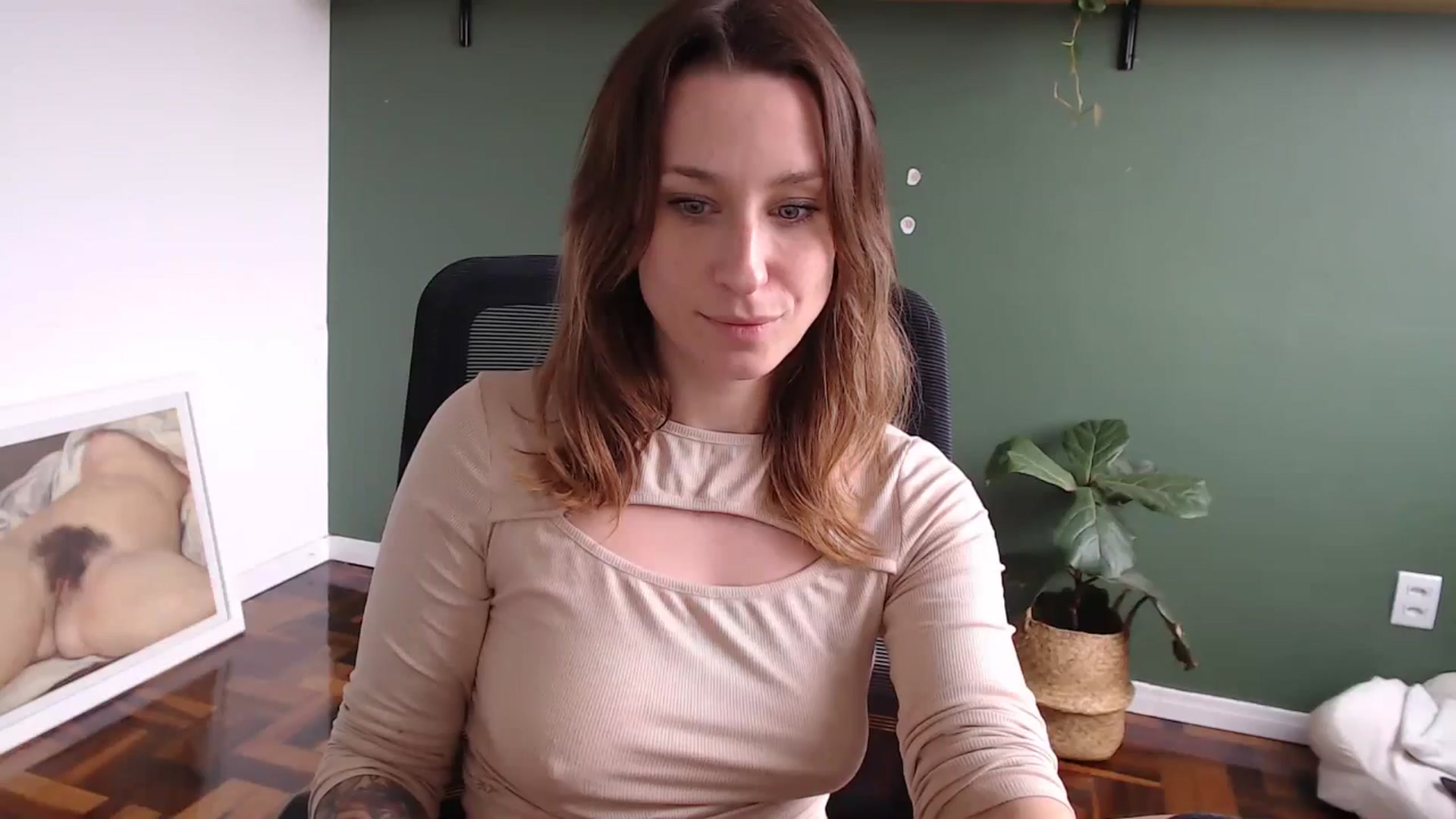 Gallery image thumbnail from Demmetria's myfreecams stream on, 07/29/2024, 16:43 image 4 of 20