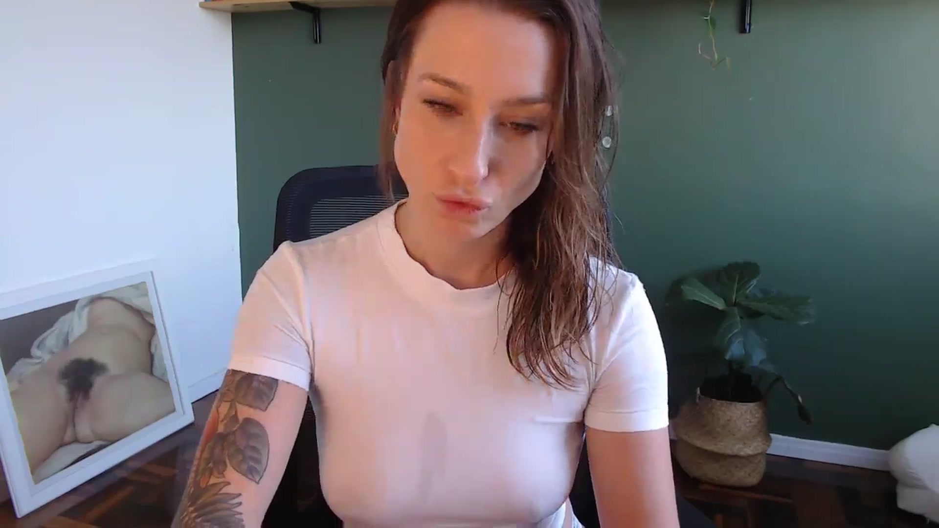 Gallery image thumbnail from Demmetria's myfreecams stream on, 07/31/2024, 13:27 image 3 of 20
