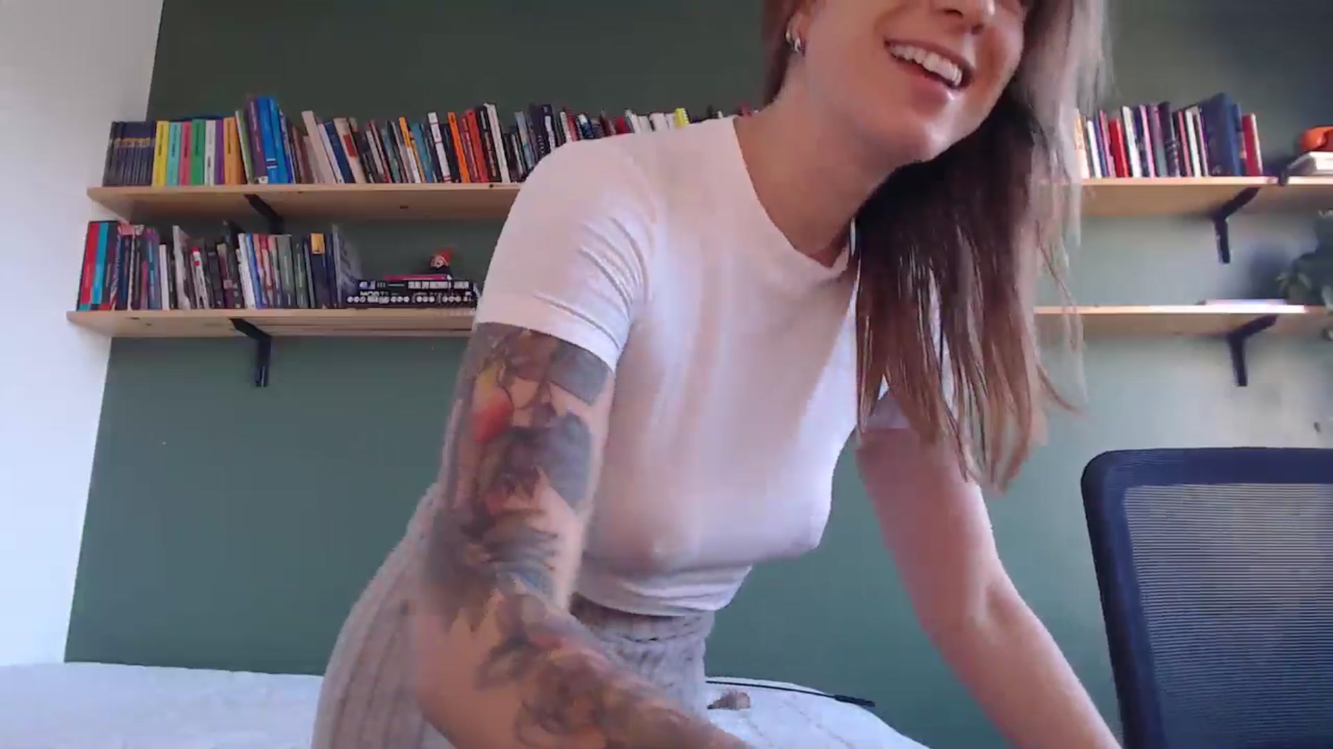 Gallery image thumbnail from Demmetria's myfreecams stream on, 08/13/2024, 13:44 image 9 of 20