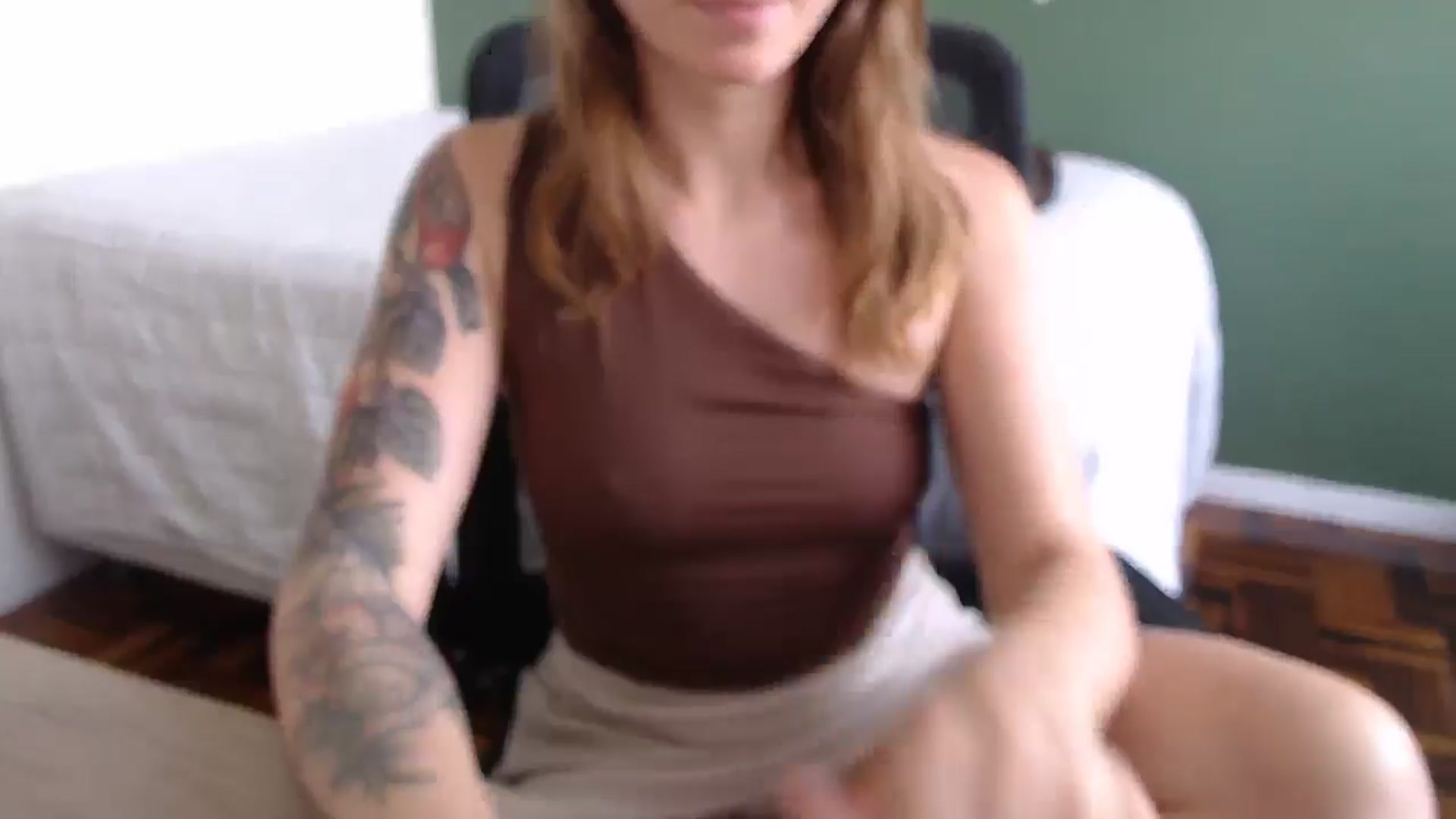 Gallery image thumbnail from Demmetria's myfreecams stream on, 08/21/2024, 14:47 image 9 of 20