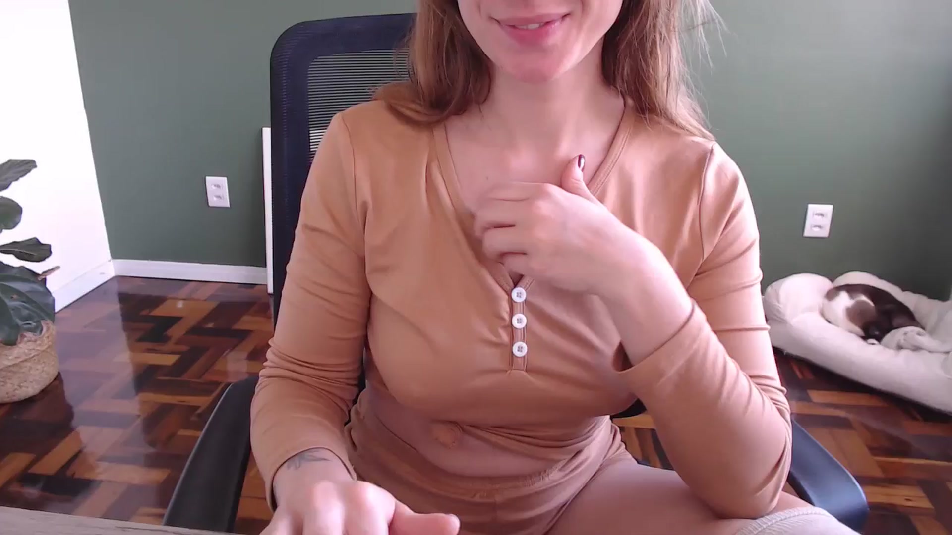 Gallery image thumbnail from Demmetria's myfreecams stream on, 08/26/2024, 20:06 image 1 of 20