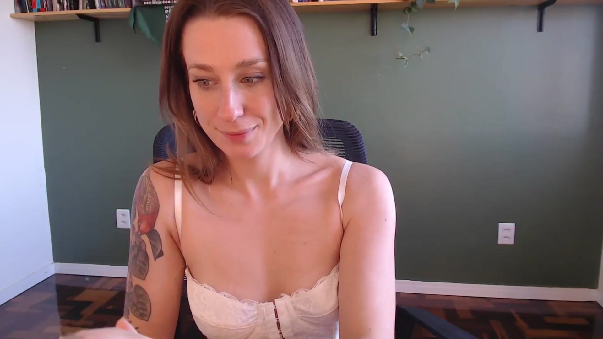 Gallery image thumbnail from Demmetria's myfreecams stream on, 09/02/2024, 19:28 image 2 of 20