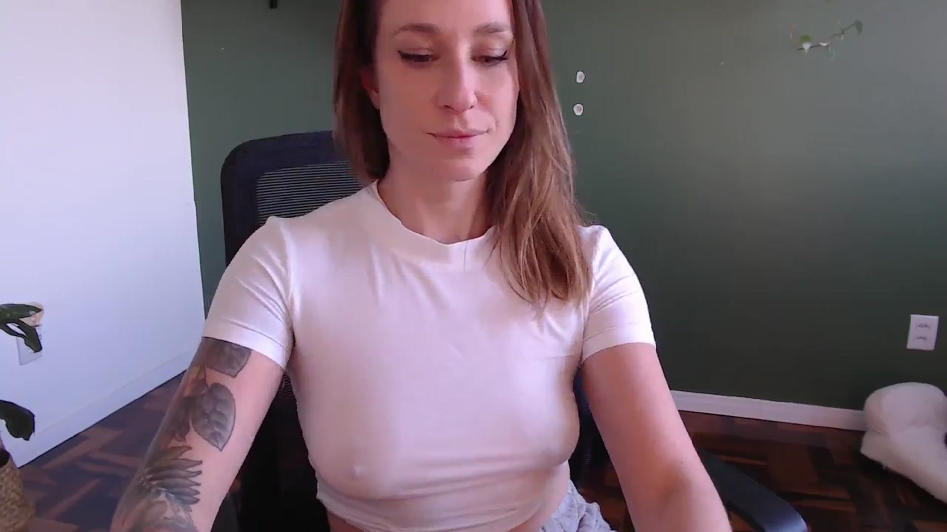 Gallery image thumbnail from Demmetria's myfreecams stream on, 09/06/2024, 18:26 image 6 of 20