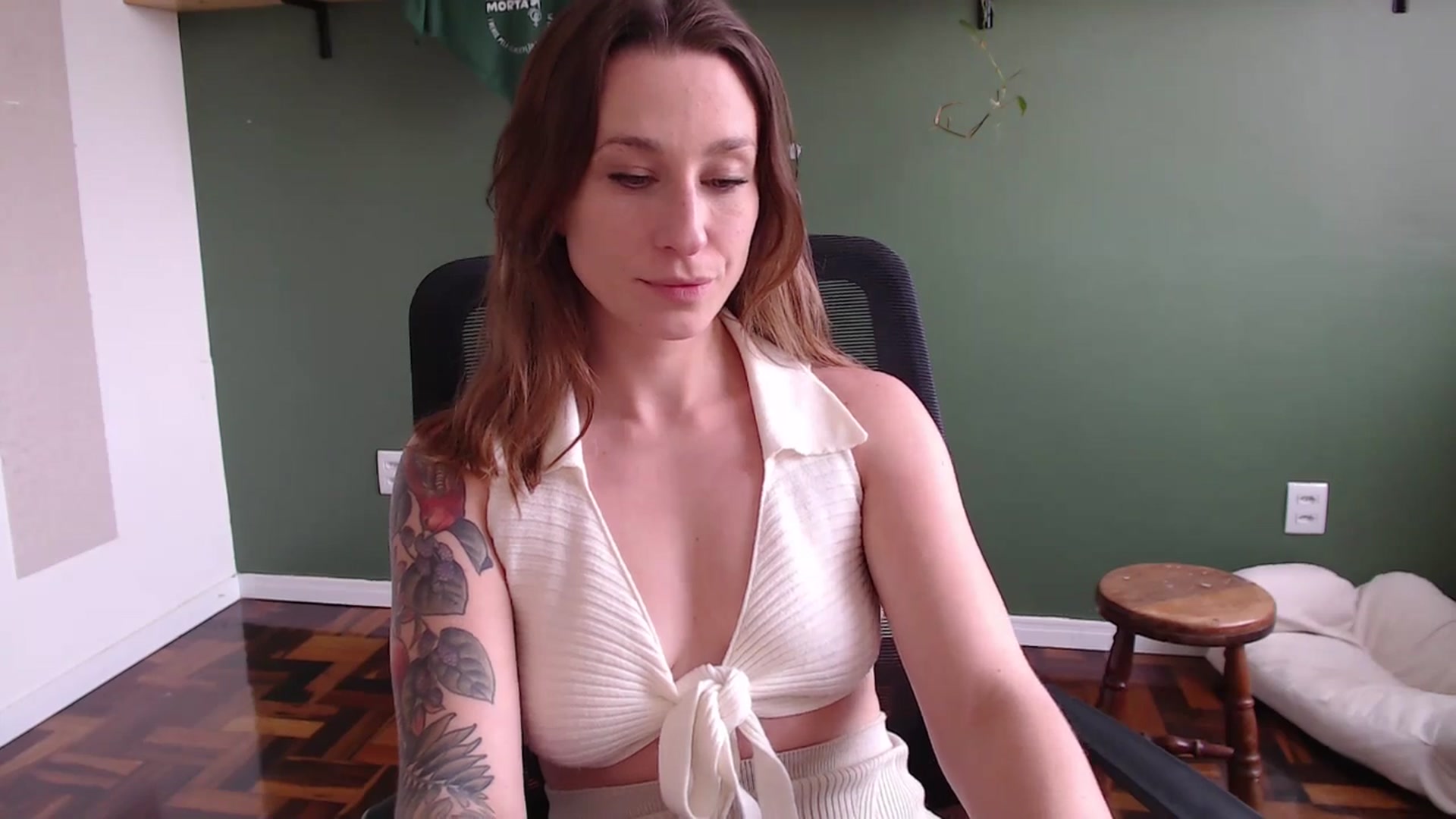 Gallery image thumbnail from Demmetria's myfreecams stream on, 09/19/2024, 20:23 image 4 of 20