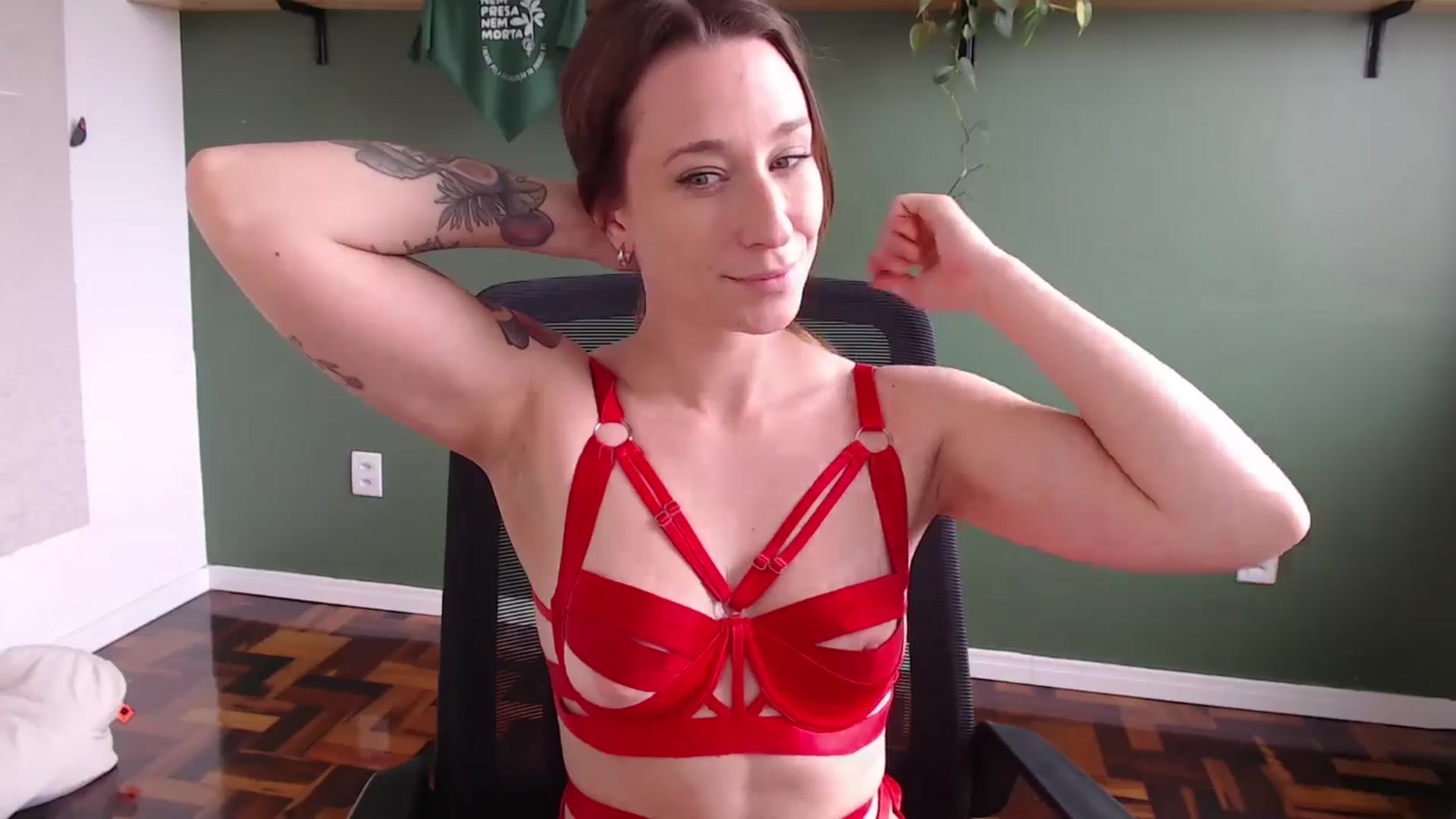 Gallery image thumbnail from Demmetria's myfreecams stream on, 10/09/2024, 13:39 image 14 of 20