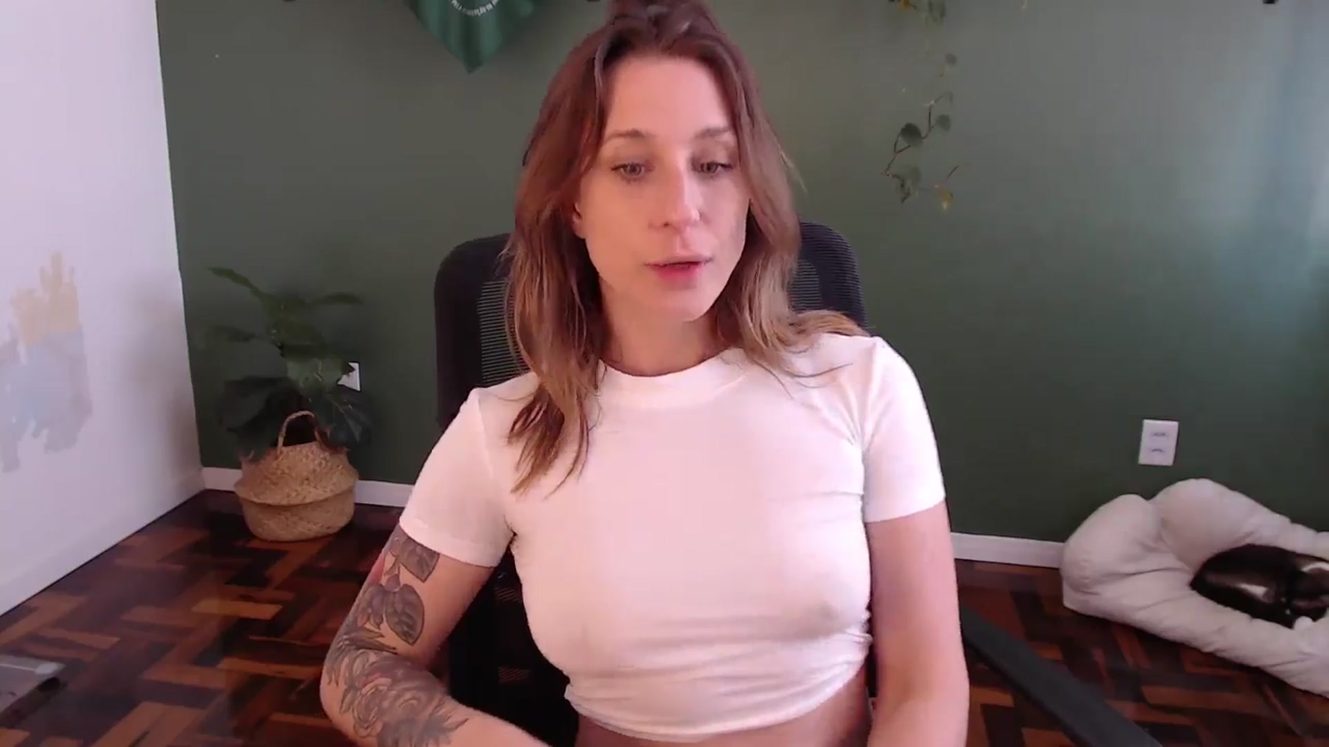 Gallery image thumbnail from Demmetria's myfreecams stream on, 10/30/2024, 18:20 image 14 of 20