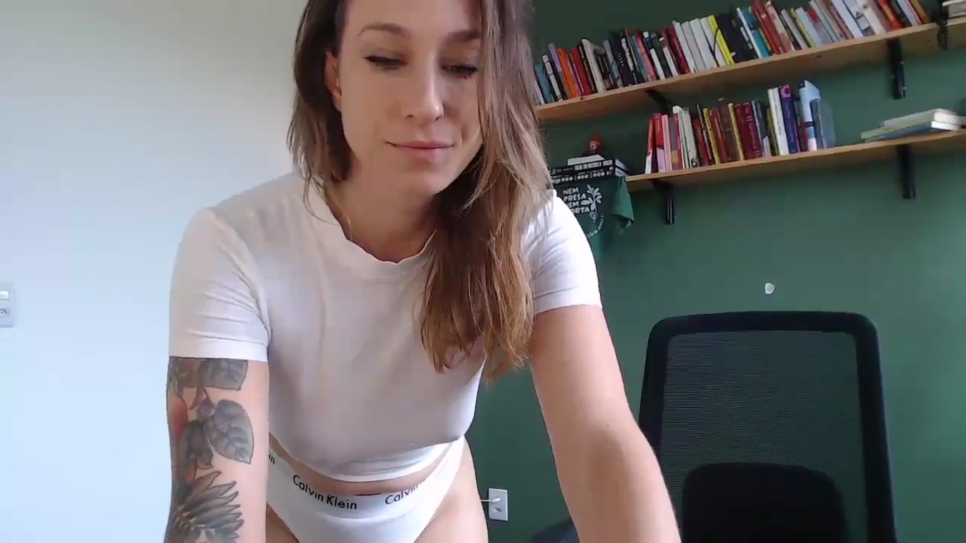 Gallery image thumbnail from Demmetria's myfreecams stream on, 12/02/2024, 14:07 image 2 of 20