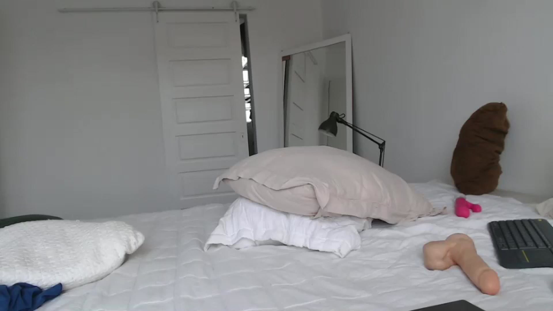Gallery image thumbnail from Demmetria's myfreecams stream on, 03/27/2025, 18:33 image 20 of 20