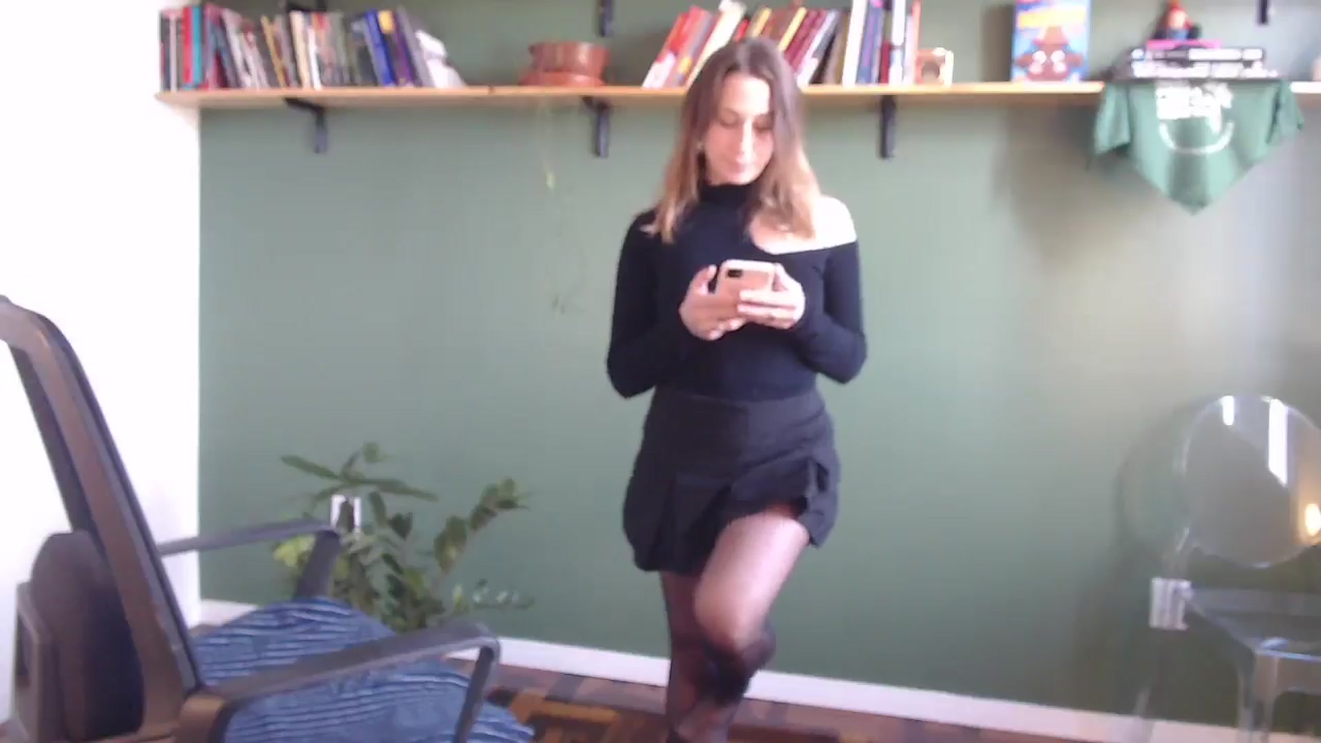 Gallery image thumbnail from Demmetria's myfreecams stream on, 07/01/2025, 18:39 image 6 of 20