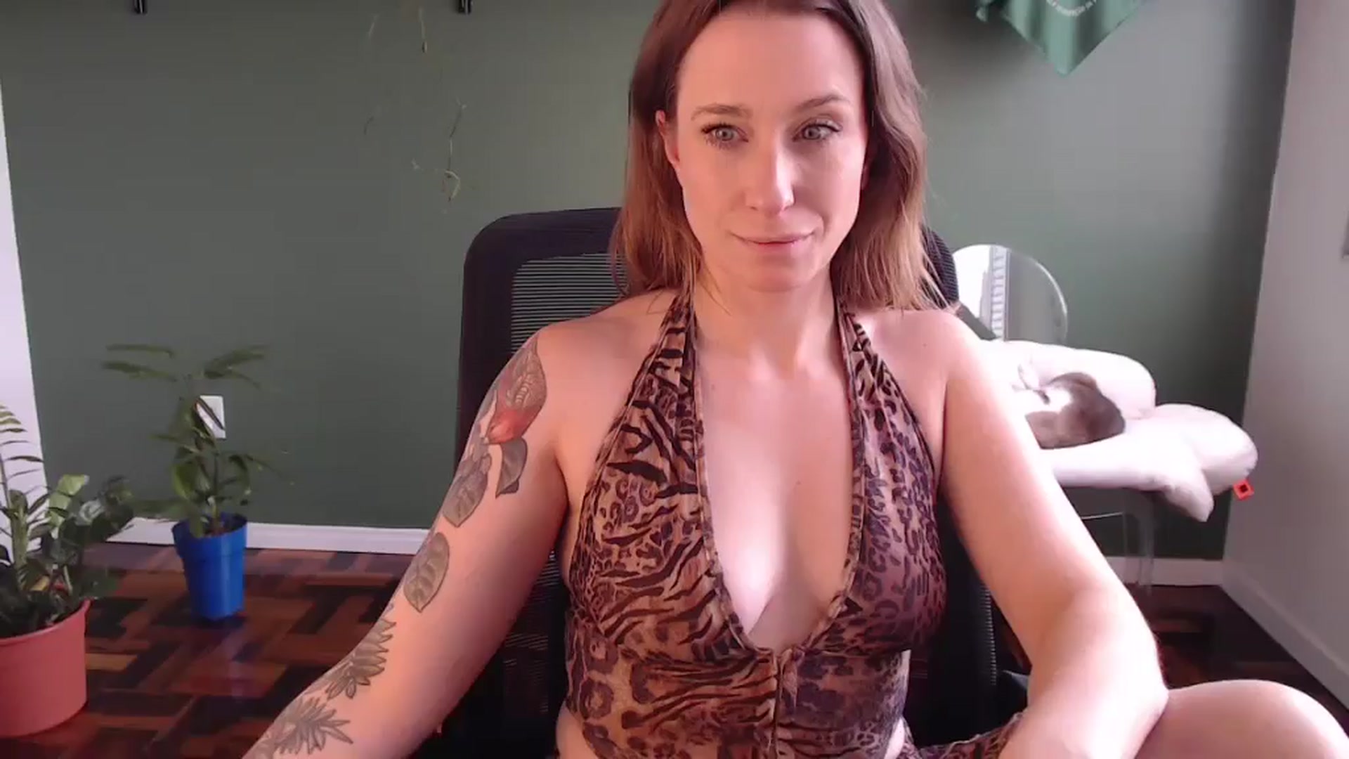 Gallery image thumbnail from Demmetria's myfreecams stream on, 07/16/2025, 19:12 image 4 of 20