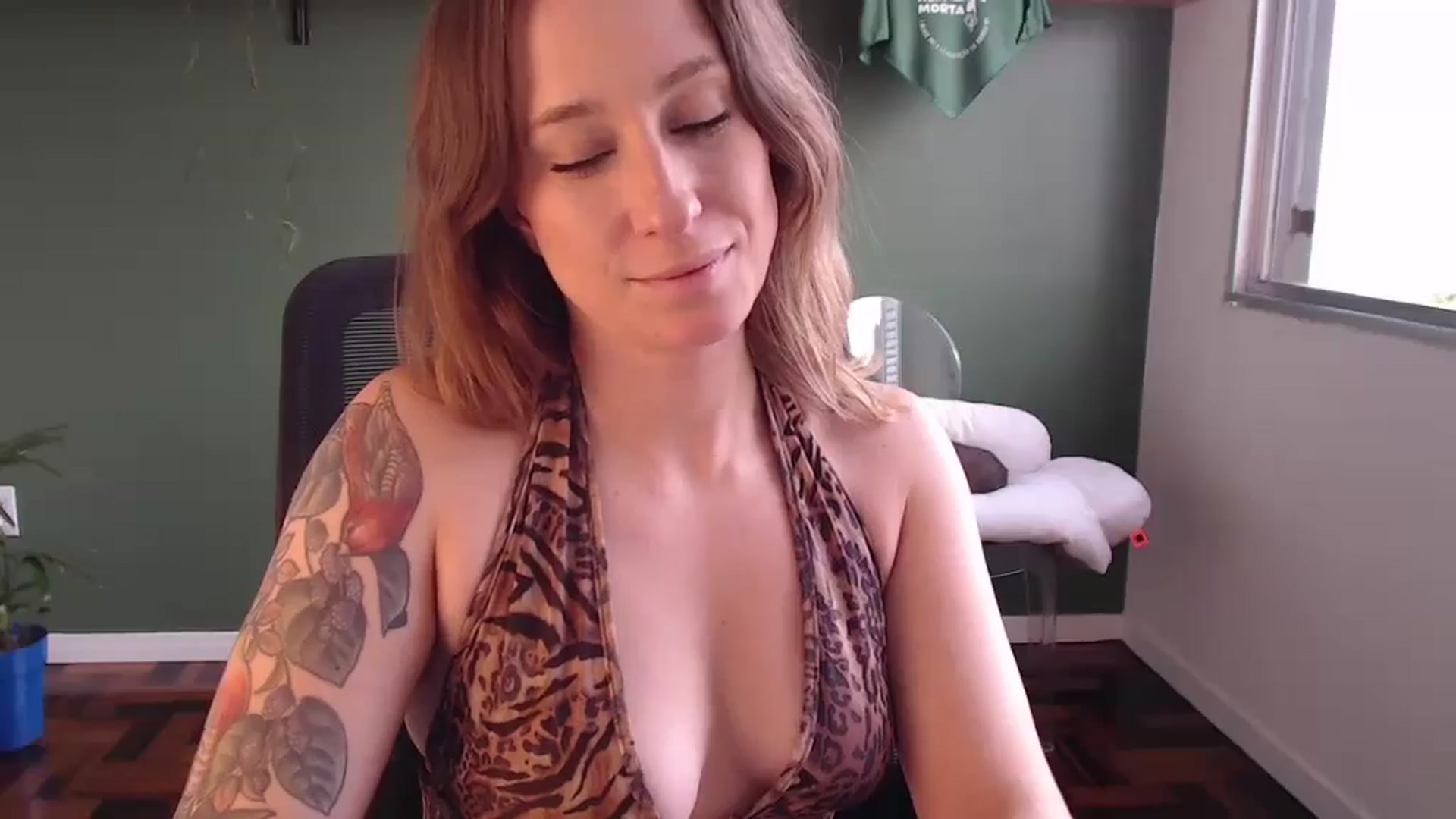 Gallery image thumbnail from Demmetria's myfreecams stream on, 07/16/2025, 19:12 image 11 of 20