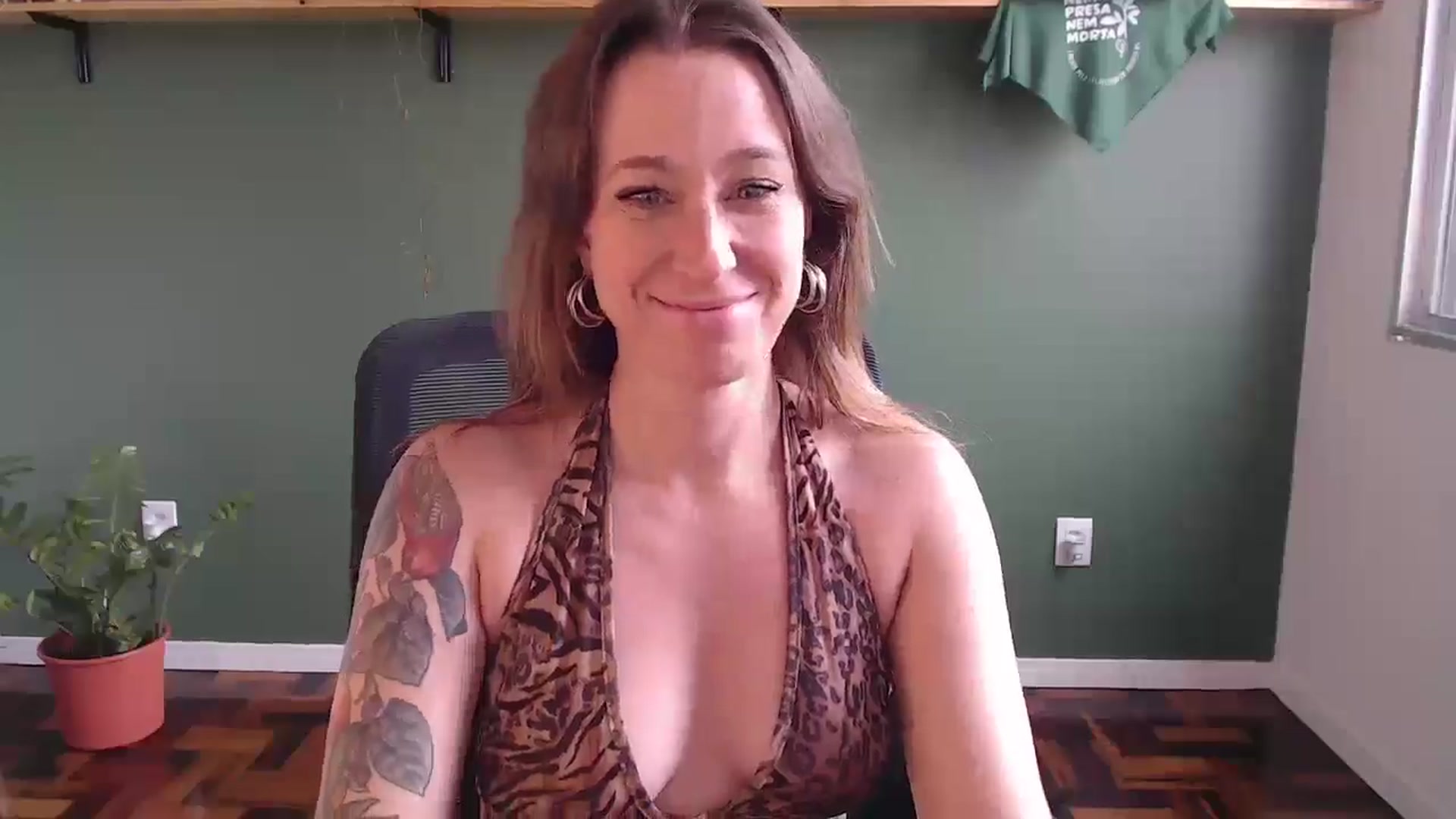 Gallery image thumbnail from Demmetria's myfreecams stream on, 07/26/2025, 17:37 image 9 of 20